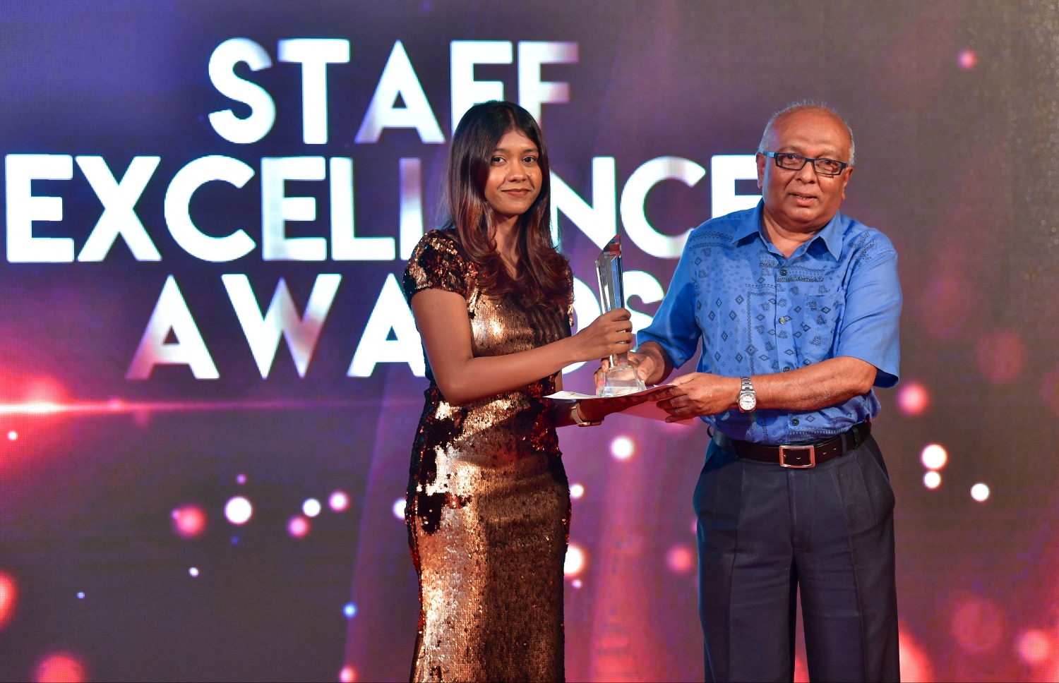 އޮކްޓޯބަރު 18، 2019- ވިލާ ކޮލެޖުގެ 12 ވަނަ އަހަރީ ދުވަސް ފާހަގަކުރުމަށް ބޭއްވި ރަސްމިއްޔާތުގެ ތެރެއިން.---ފޮޓޯ: ނިޝާން އަލީ/މިހާރު