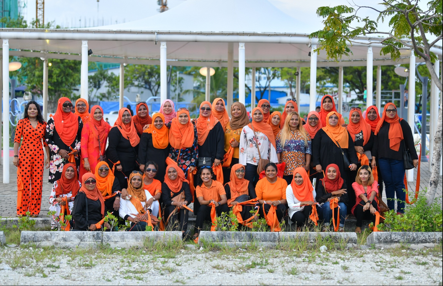 ހުޅުމާލެ: އޮކްޓޯބަރު 20، 2019: އަމީނިއްޔާ ސުކޫލަށް 75 އަހަރު ފުރުމުގެ މުނާސަބަތުގައި ބޭއްވި އެސުކޫލުގެ އަލިމަސް ޔޫބީލް ޕެރޭޑްގައި ބައިވެރިވި އިސް ދަރިވަރުންގެ ޓީމެއް.-- ފޮޓޯ: ހުސައިން ވަހީދު /މިހާރު