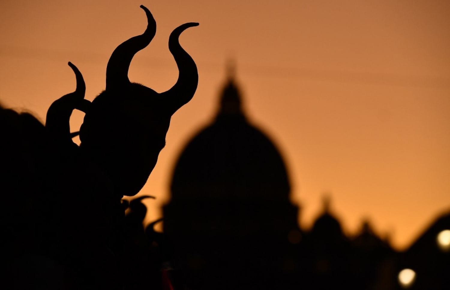 ޑިޒްނީގެ މެލެފިޝެންޓްގެ މަންޒަރެއް--