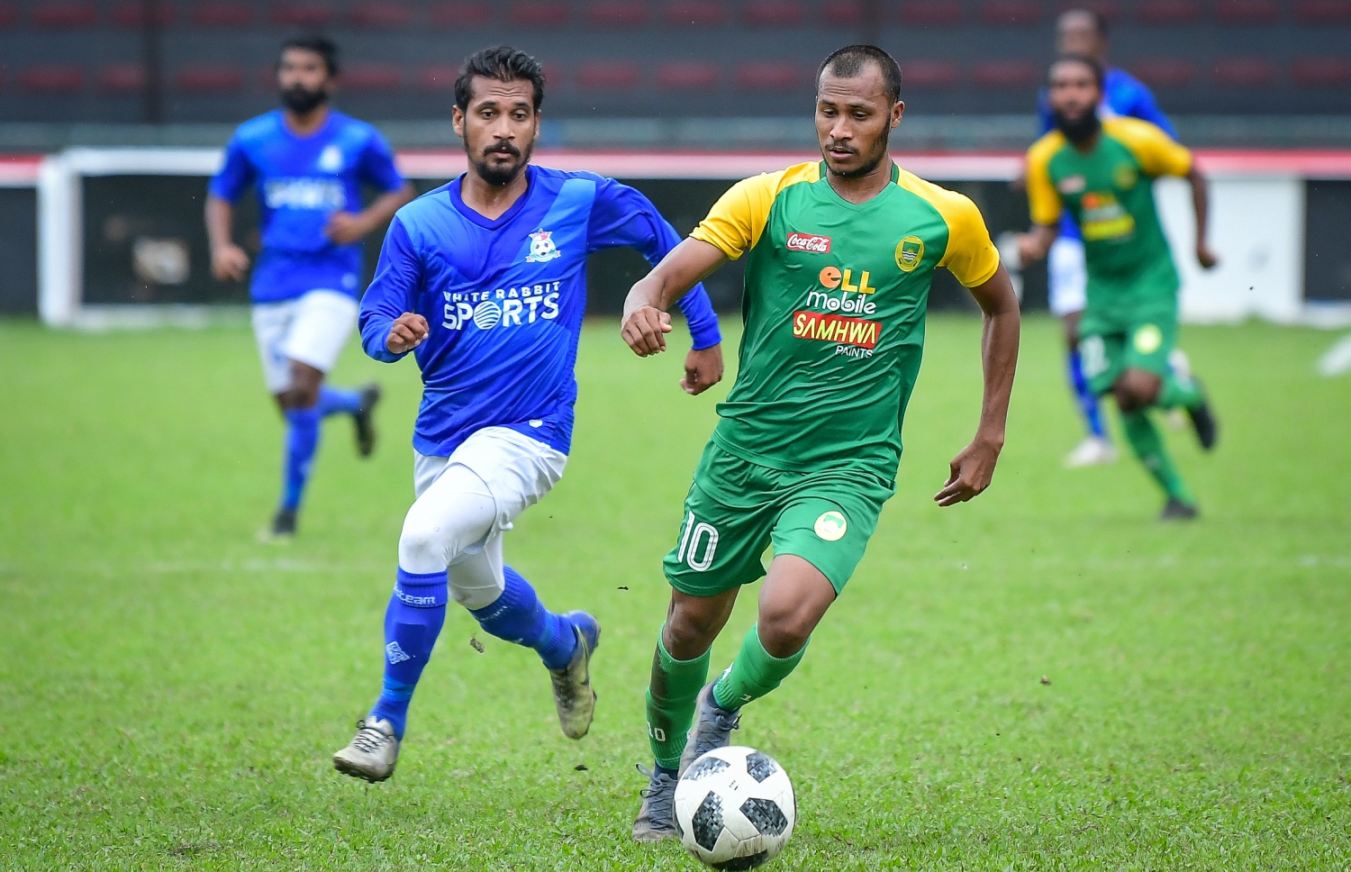 މެޗުގެ މޮޅު ކުޅުންތެރިޔާގެ މަގާމު ހޯދި ހަމްޕު (ކ) ބޯޅަ ހިފައިގެން. -- ފޮޓޯ: ނިޝާން އަލީ/ މިހާރު