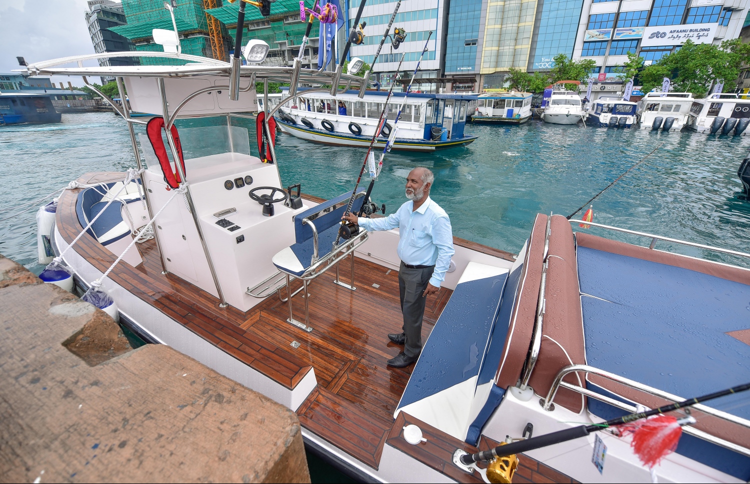 މަސްވެރިކަމަށް ހާއްސަ ލޯންޗު-- ފޮޓޯ: ނިޝާން އަލީ/ މިހާރު