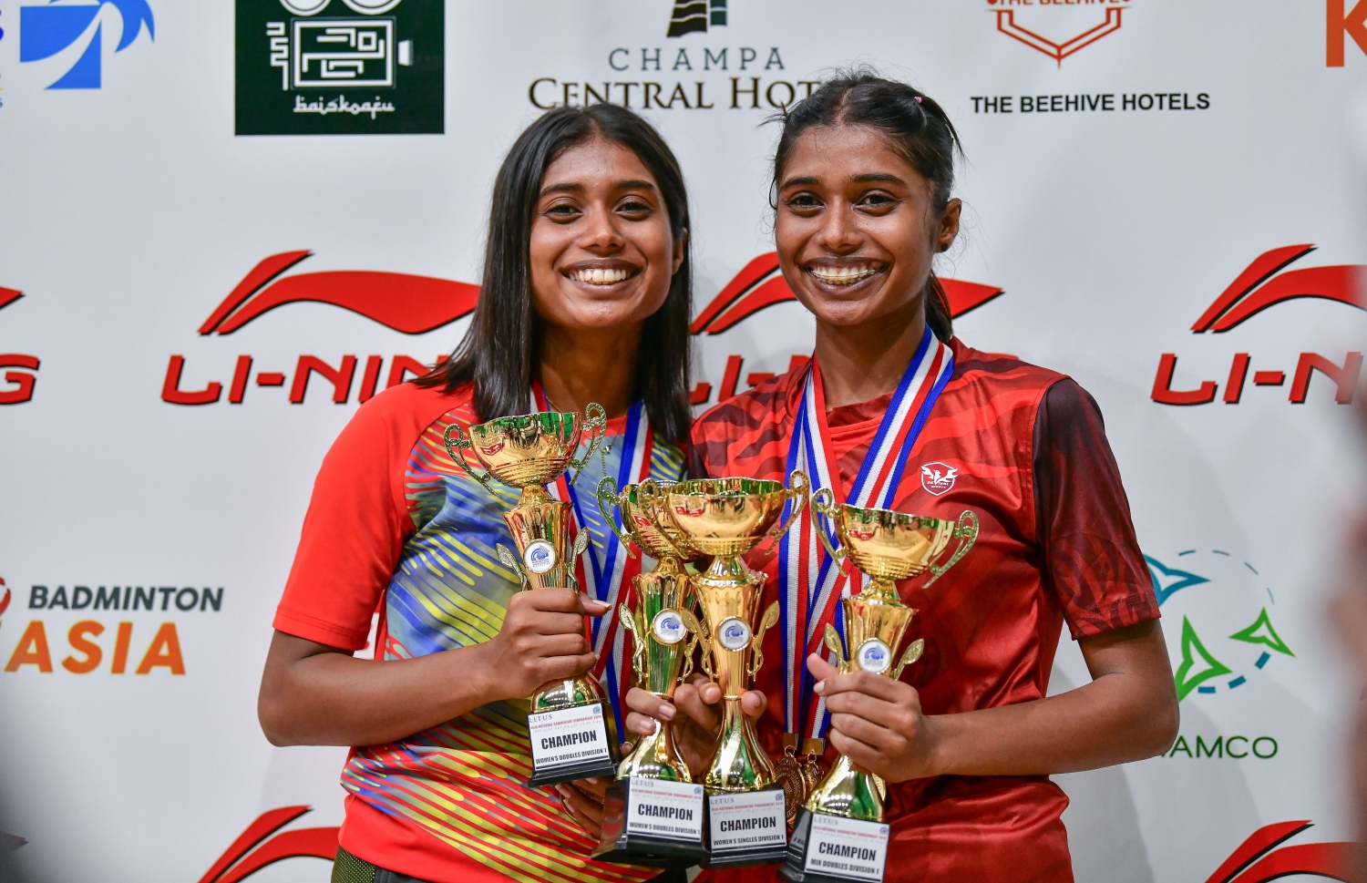 ނަބާހާ (ކ) އާއި ނަބީހާ ތަށިތައް ހިފައިގެން ފޮޓޯ އަކަށް ހުއްޓިގެން. -- ފޮޓޯ: ނިޝާން އަލީ/ މިހާރު