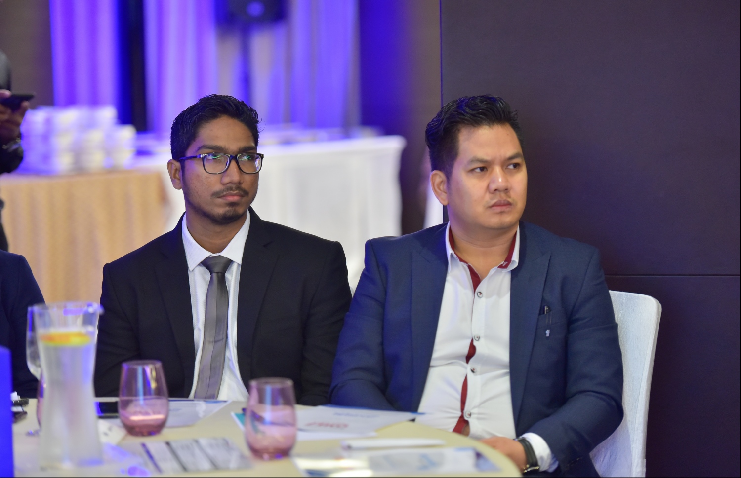 އޯތޮޕެޑިކް އެސޯސިއޭޝަނުން ބާއްވާ ކޮންފަރެންސް ފެށުމުގެ ރަސްމިއްޔާތުގައި ބައިވެރިވެވަޑައިގެންނެވި ބައެއް ބޭފުޅުން-- ފޮޓޯ: ހުސެއިން ވަހީދު/ މިހާރު