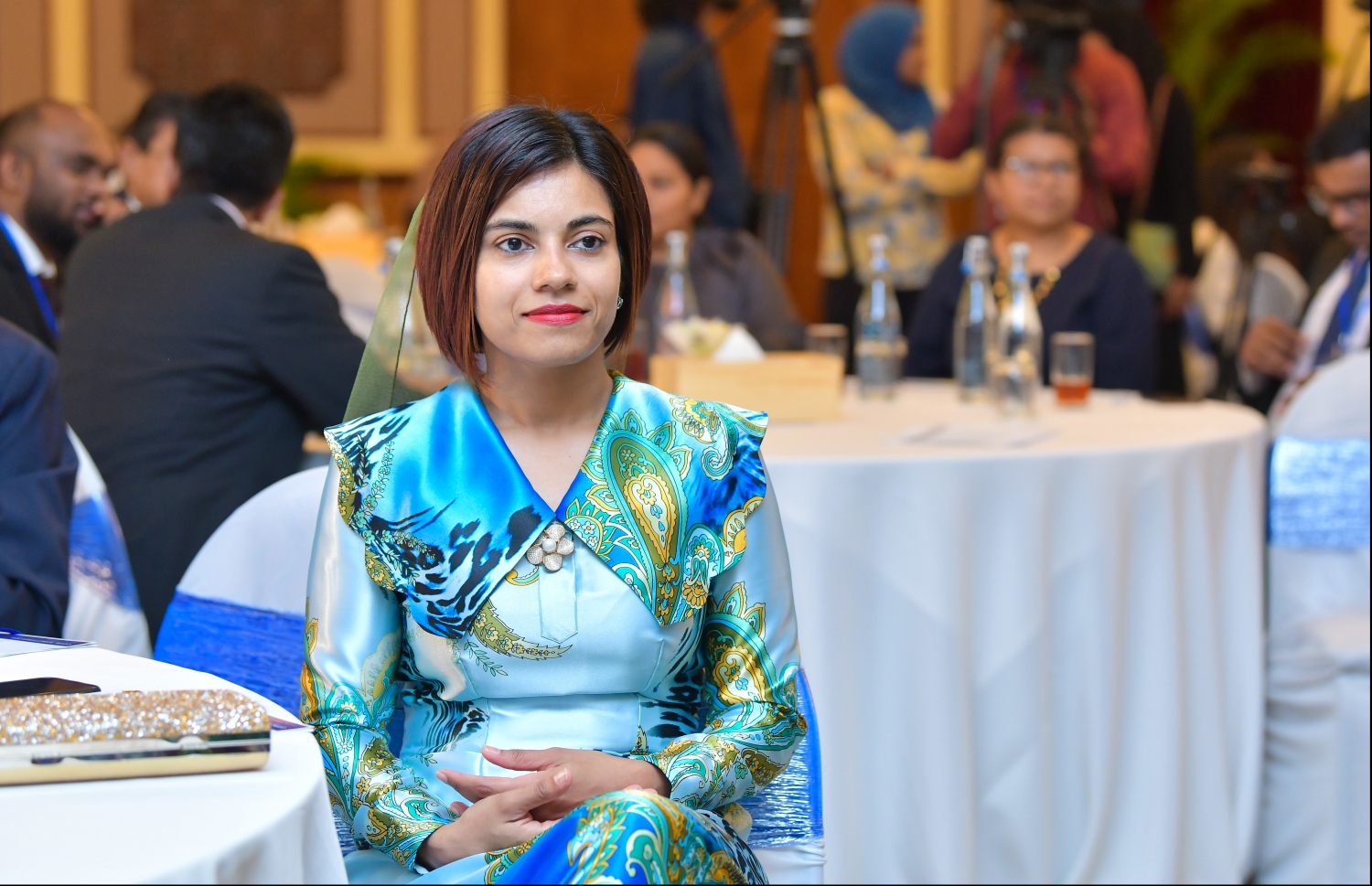 ކުރުނބާ މޯލްޑިވްސް ރިސޯޓް: އޮކްޓޯބަރު 31، 2019: ކެޕިޓަލް މާކެޓް ޑެވެލޮޕްމަންޓް އޮތޮރިޓީ (ސީއެމްޑީއޭ) އާއި މޯލްޑިވްސް ސްޓޮކް އެކްސްޗޭންޖް ގުޅިގެން ބޭއްވި "ކެޕިޓަލް މާކެޓް ފޯރަމް 2019"ގެ ތެރެއިން..--- ފޮޓޯ: ހުސައިން ވަހީދު /މިހާރު