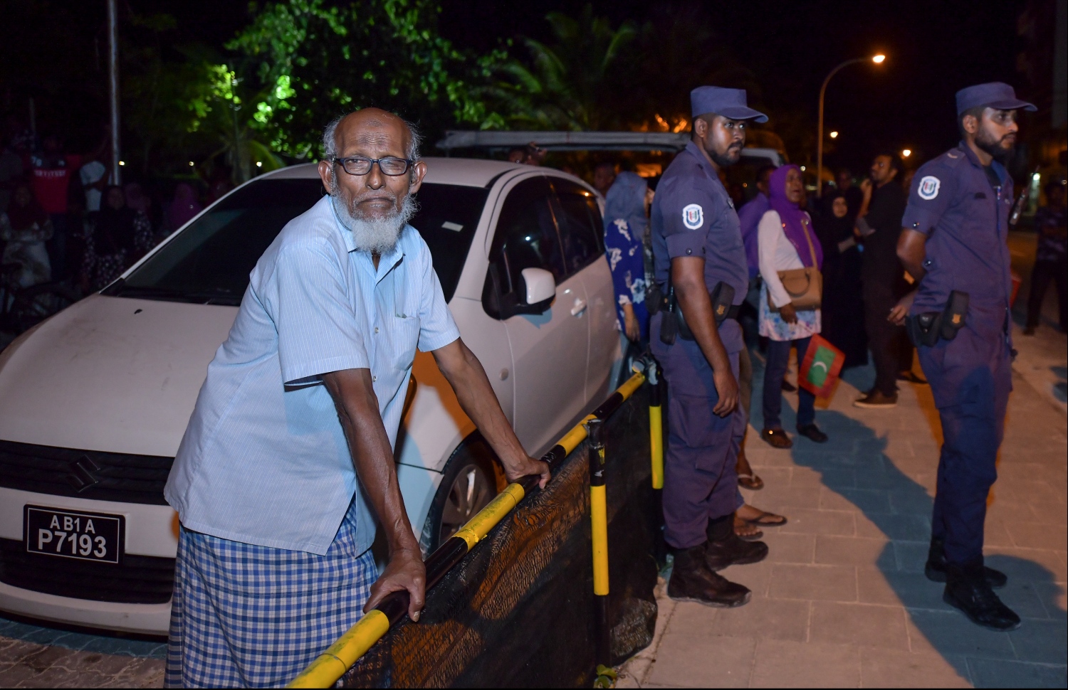 މާލެ: ނޮވެމްބަރު 2، 2019- ނަސްރުގެ ދުވަސް ފާހަގަކުރުމުގެގޮތުން "ބަޑި ބުރާސްފަތި"ގެ ނަމުގައި އިދިކޮޅު ޕާޓީތަކުން އިންތިޒާމުކޮށްގެން ޕީޕީއެމް އޮފީސް ހުންނަ ސަރަހައްދުގައި ބޭއްވި އެއްވުމުގެ ތެރެއިން.---ފޮޓޯ: ހުސައިން ވަހީދު/މިހާރު