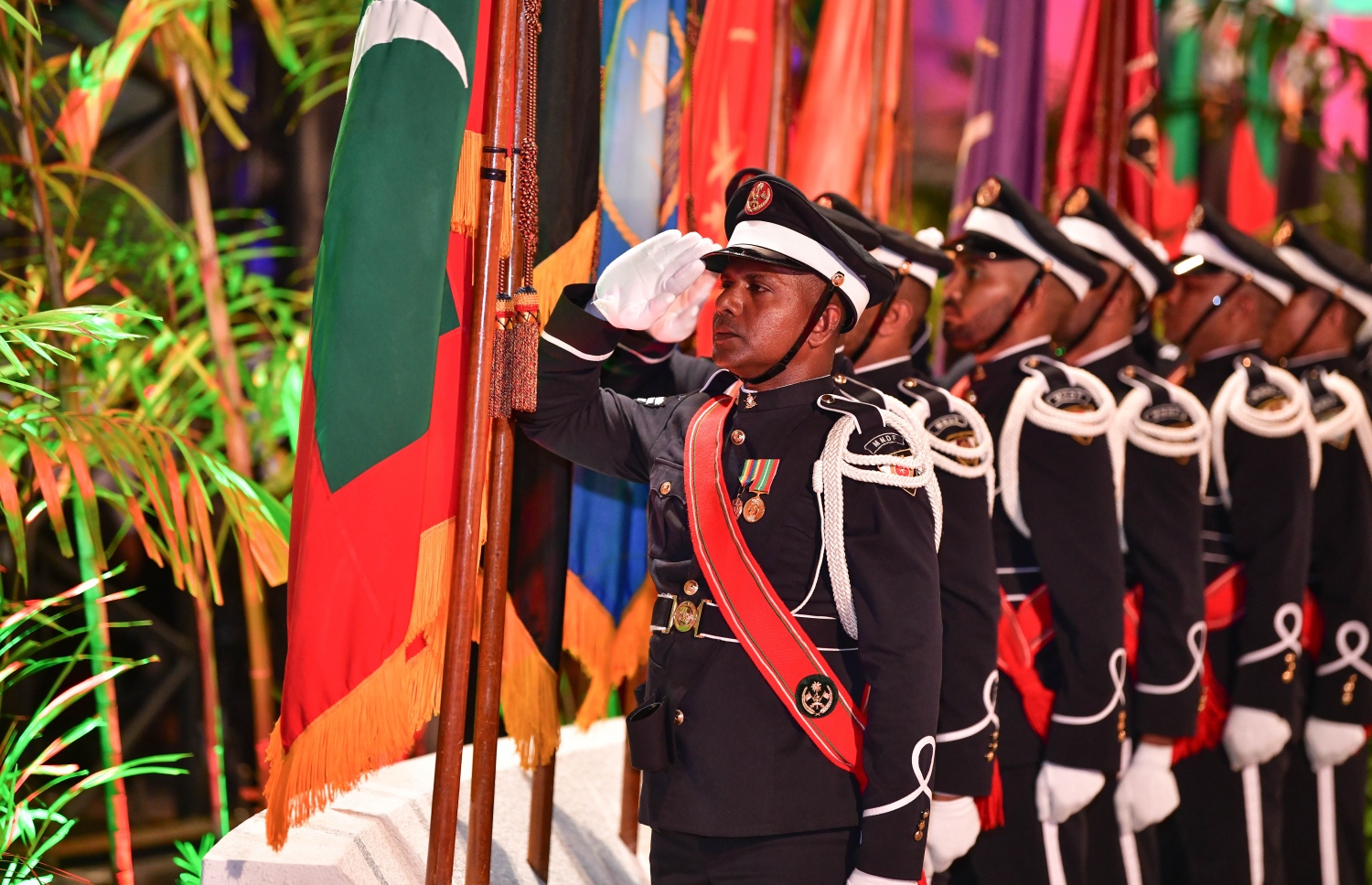 މާލެ: ނޮވެމްބަރު 3، 2019- މި އަހަރުގެ ނަސްރުގެ ދުވަސް ފާހަގަކުރަން އެމްއެންޑީއެފުން ބޭއްވި ޚާއްސަ ޖަލްސާގެ ތެރެއިން.--- ފޮޓޯ: ނިޝާން އަލީ/މިހާރު