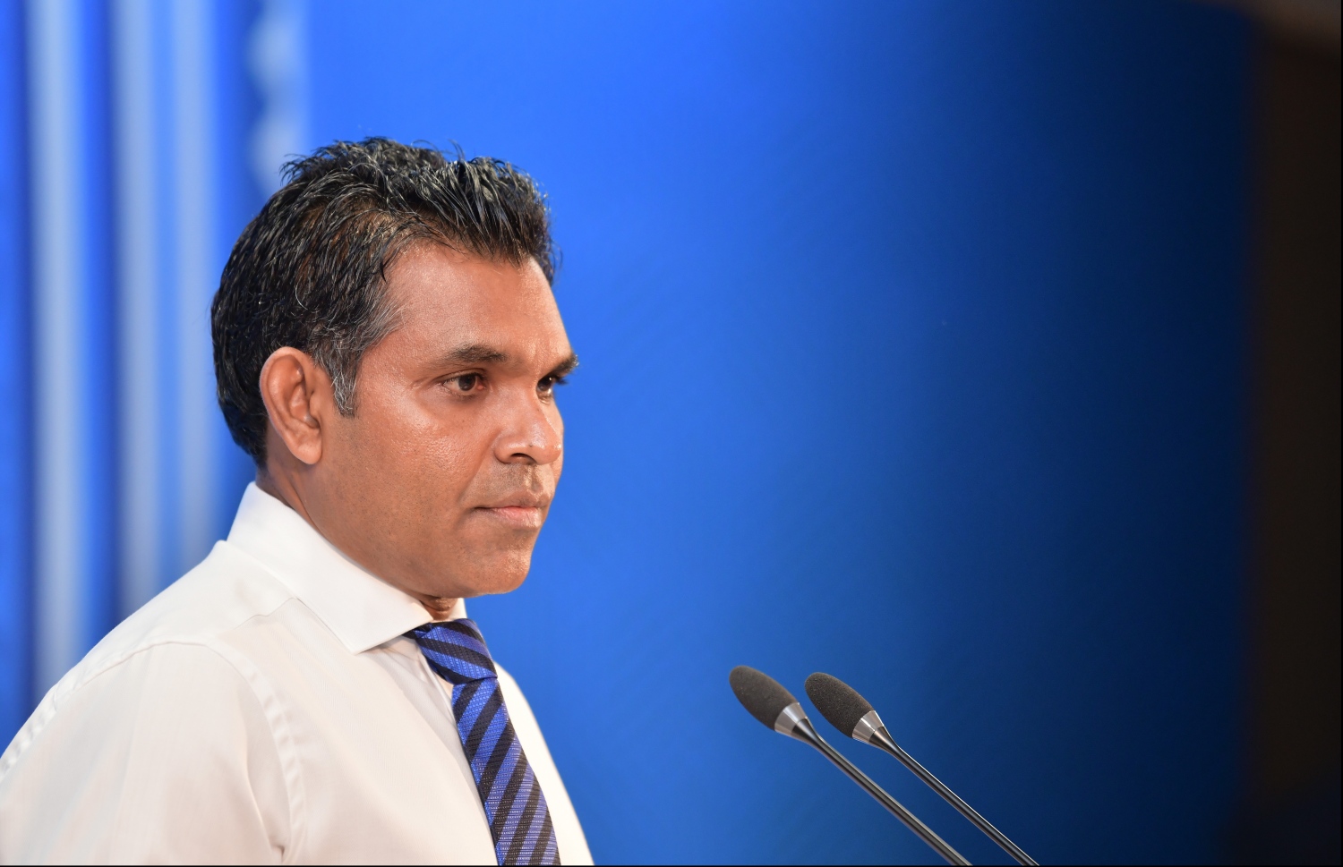 ޕެރަޑައިސް އައިލެންޑް ރިސޯޓް- 4 ނޮވެމްބަރު 2019: ރާއްޖޭގެ އާއްމު ސިއްހަތުގެ ނިޒާމު ނުވަތަ ޕަބްލިކް ހެލްތު ހަރުދަނާކުރުމަށް ބާއްވާ އާއްމު ސިއްހަތުގެ ބޮޑު މަހާސިންތާ ފެށުންމުގެ ގޮތުން ޕެރަޑައިސް އައިލެންޑް ރިސޯޓުގައި ބޭއްވި ހަފްލާގައި ނައިބު ރައީސް ފައިސަލް ނަސީމް ވާހަކަދައްކަވަނީ---.ފޮޓޯ: ހުސައިން ވަހީދު/މިހާރު