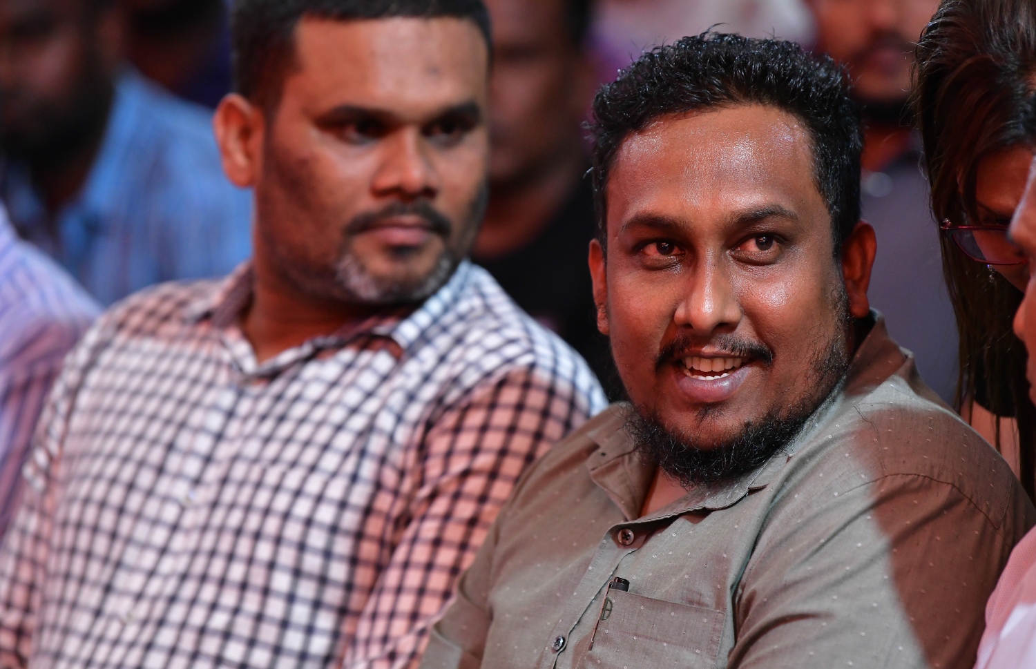 ޖުމްހޫރީ ޕާޓީން މިރޭ ބޭއްވި ޖަލްސާގައި ނޮޅިވަރަމް ދާއިރާގެ އަމިއްލަ މެމްބަރު ނަޝީދު ބައިވެރިވެވަޑައިގަންނަވަނީ.---ފޮޓޯ: ނިޝާން އަލީ/މިހާރު