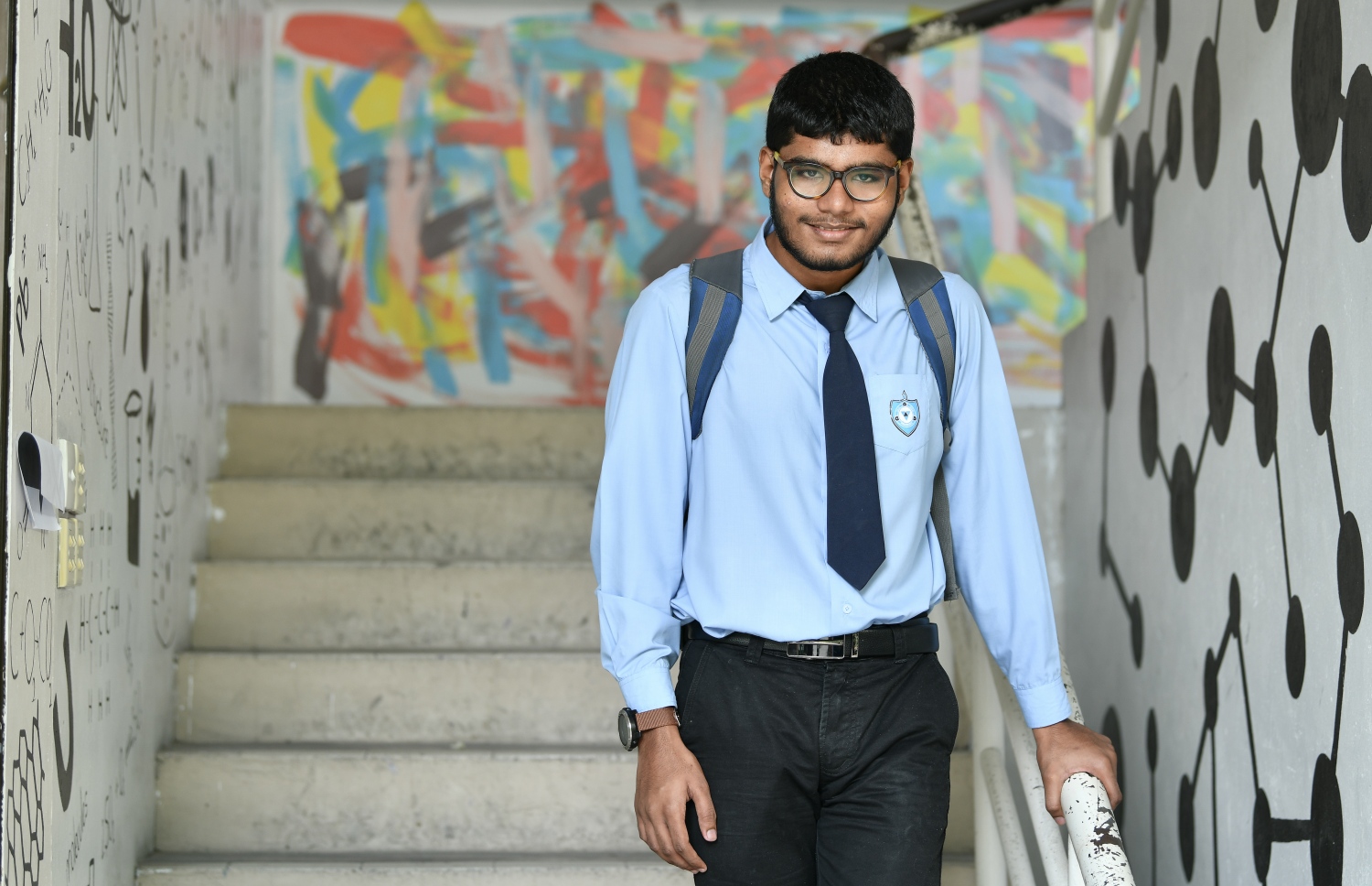 އަބްދުﷲ، އޭނާ މިހާރު ކިޔަވަމުން އަންނަ ވިލާ ހައި ސްކޫލުގައި.-- ފޮޓޯ: ނިޝާން އަލީ/ މިހާރު