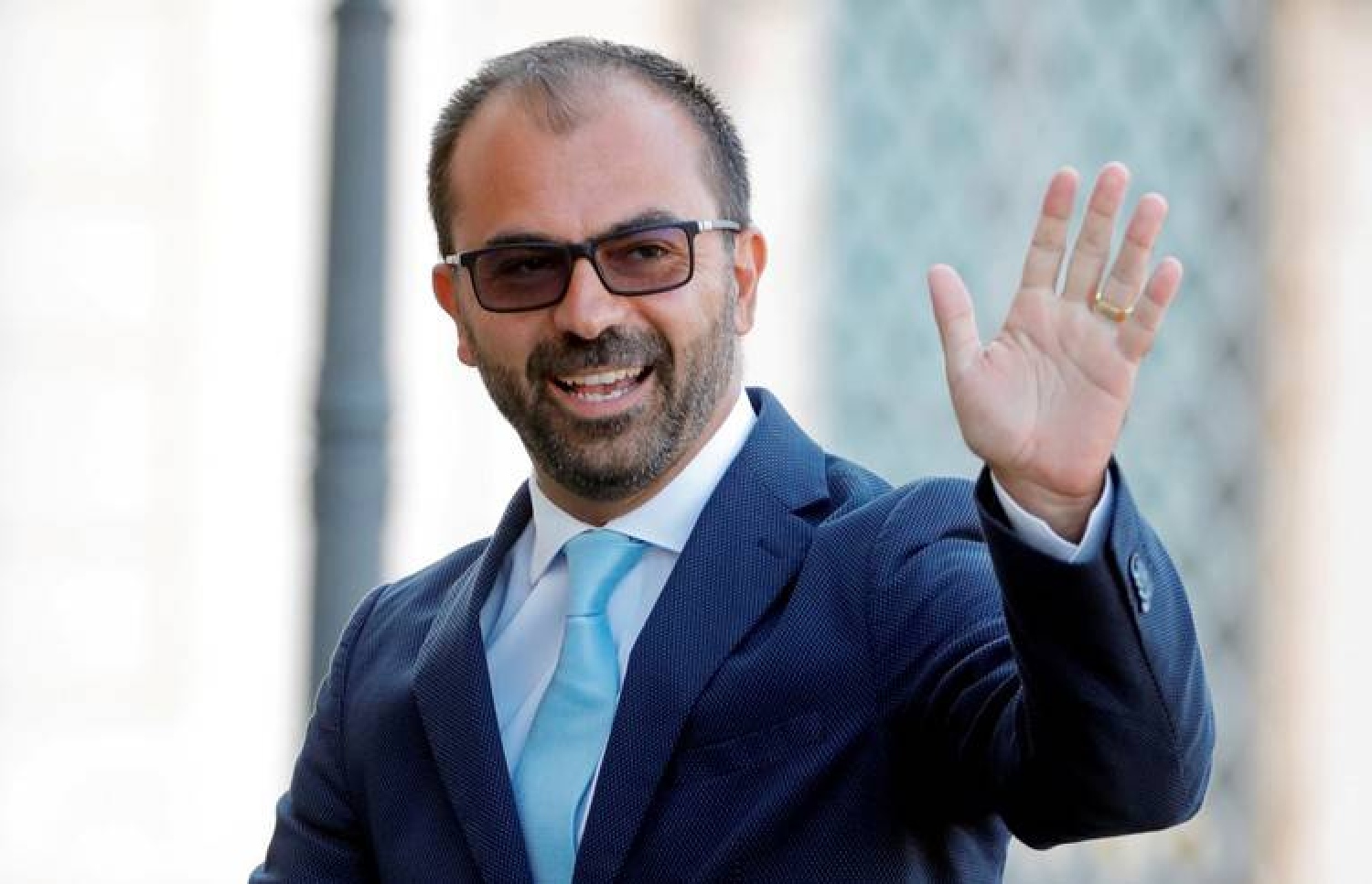 އިޓަލީގެ އެޑިއުކޭޝަން މިނިސްޓަރު.