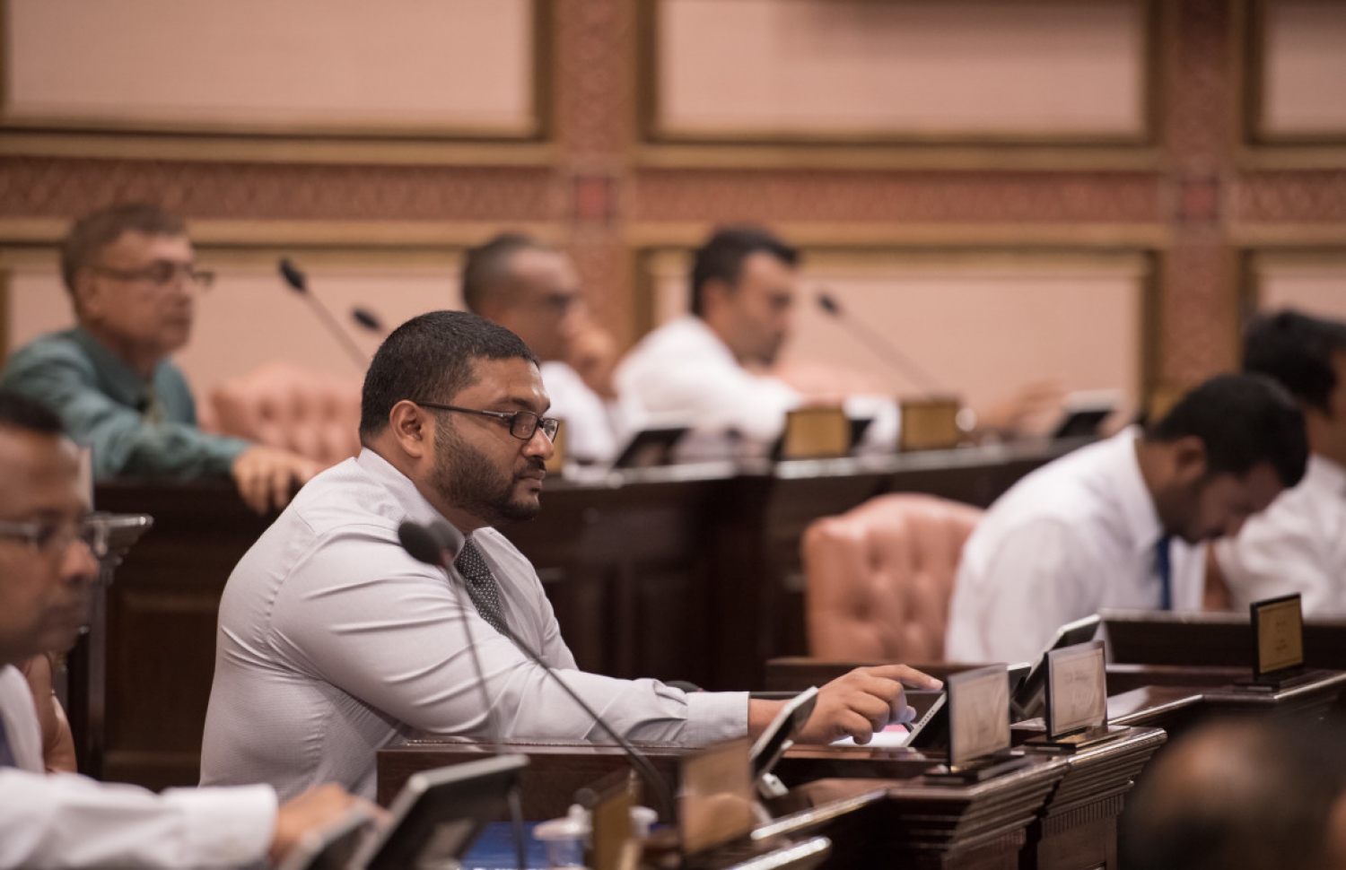 ރައްޔިތުންގެ މަޖިލިހުގެ ޖަލްސާއެއް ކުރިއަށް ދަނީ. --- ފޮޓޯ: މަޖިލިސް