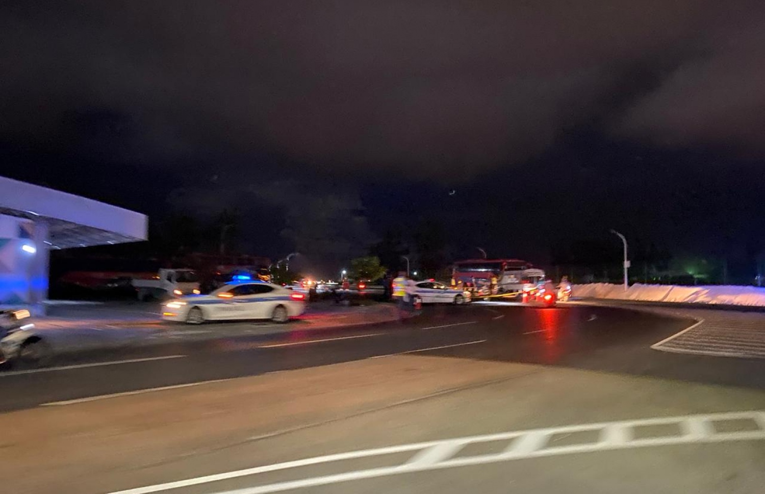 އެކްސިޑެންޓްވި ސަރަހައްދުގައި ފުލުހުން މިރޭ ހަރަކާތްތެރިވަނީ -- ފޮޓޯ: މިހާރު