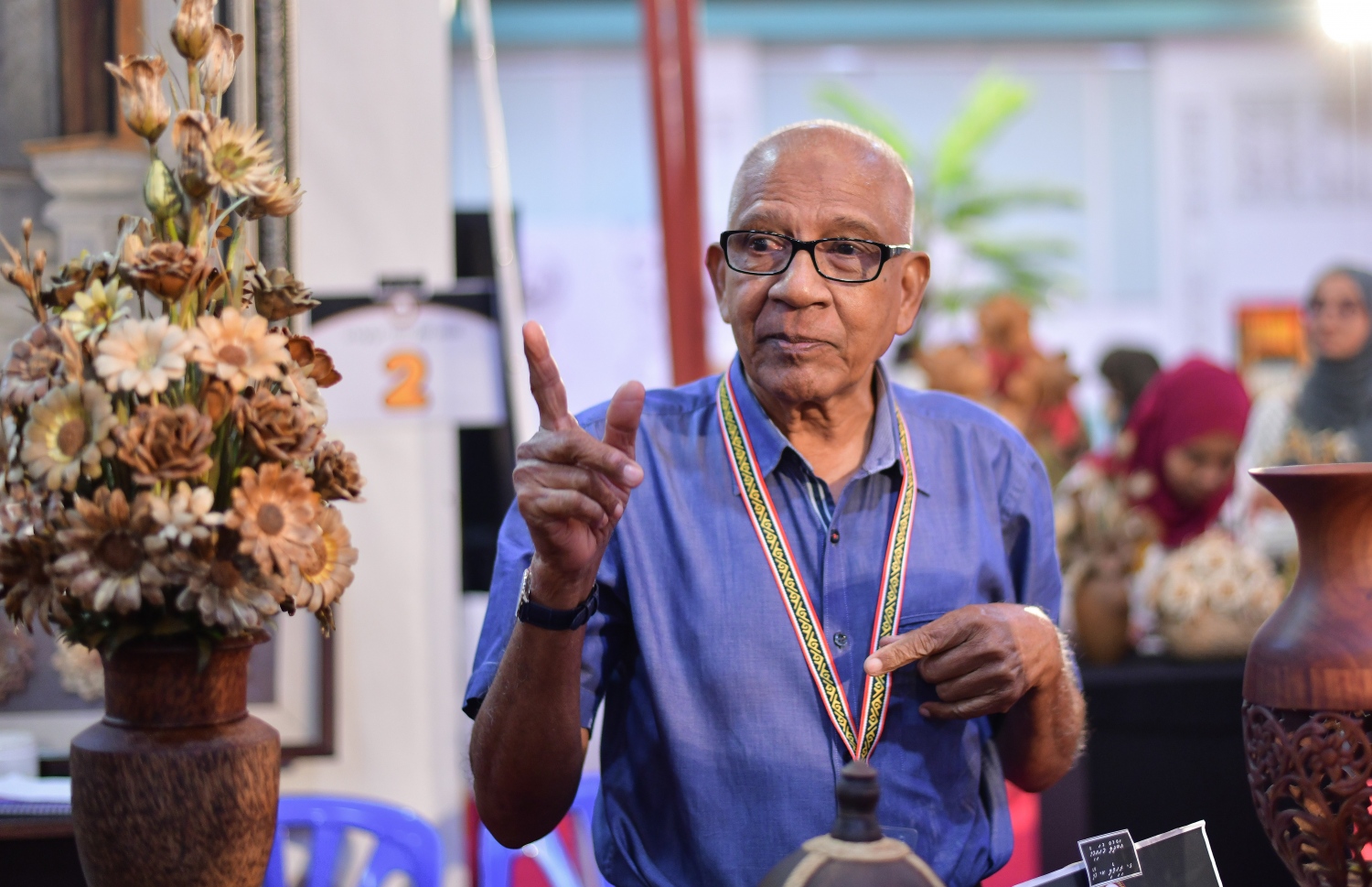 މުހައިމިން ރުކު ފަނުން ހައްދަވާފައިވާ އެއްޗެއް ދައްކާލައްވަނީ -- ފޮޓޯ: ނިޝާން އަލީ/ މިހާރު