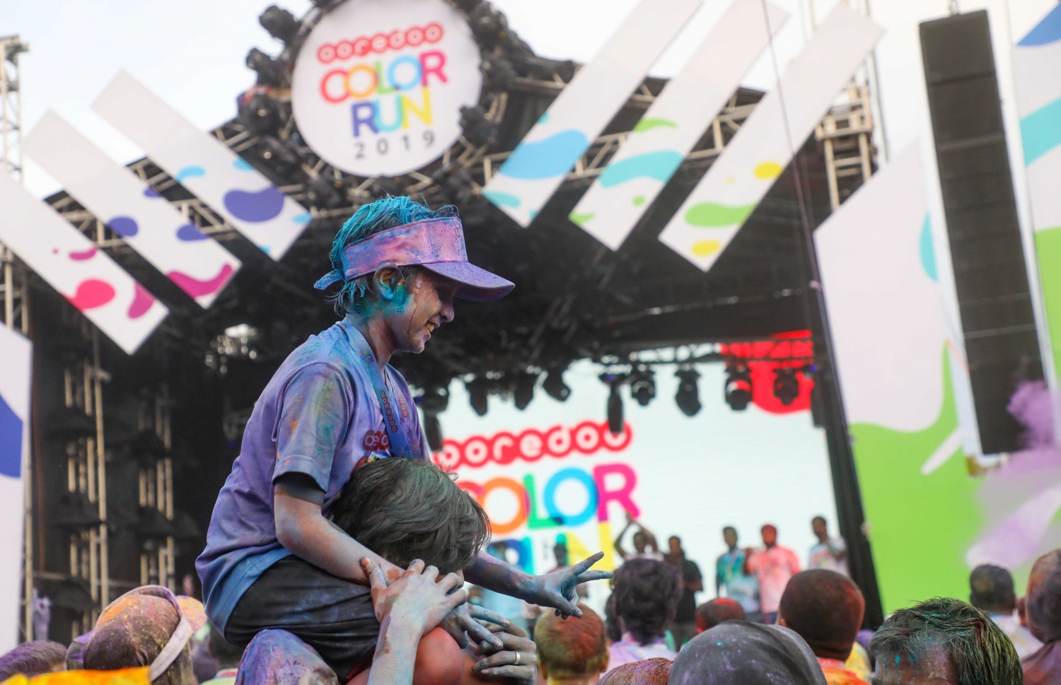 ހުޅުމާލެ: ނޮވެމްބަރު 30، 2019- އުރީދޫން މި އަހަރު ބޭއްވި  ފޯރިގަދަ ކަލަ ރަންގެ ތެރެއިން: އާންމުންގެ ބޮޑު ތަރުހީބެއް ލިބުނު މި އަހަރުގެ މި ހަރަކާތުގައި 5،000 ވުރެ ގިނަ މީހުން ބައިވެރިވި ކަމަށް އުރީދޫން ބުނޭ.---ފޮޓޯތައް: އުރީދޫ