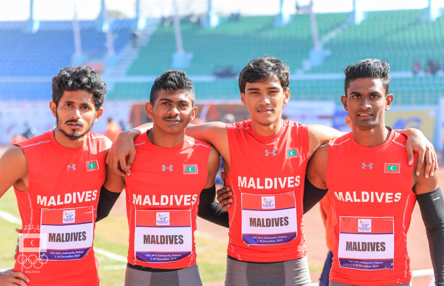 މި ފަހަރުގެ ގޭމްސްގައި ވާދަކުރި ފިރިހެން ރިލޭ ޓީމު. -- ފޮޓޯ: އަބްދުﷲ އަބީދު/ މޯލްޑިވްސް އޮލިމްޕިކް ކޮމިޓީ