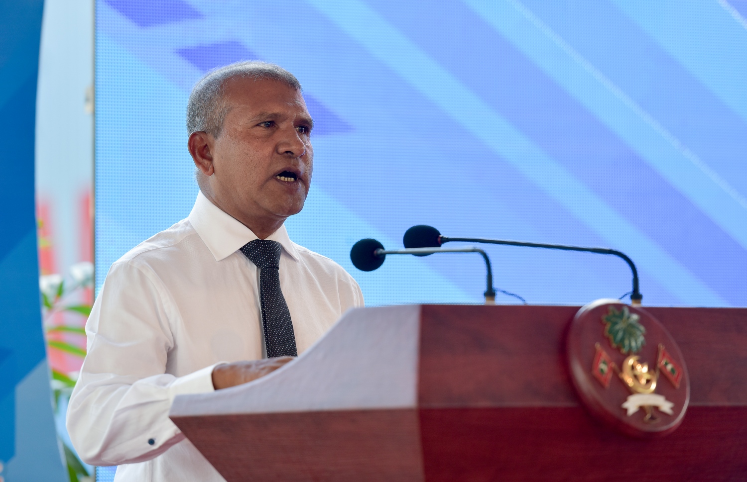 އެންސިސް ފިޝަރީޒްގެ މެނޭޖިން ޑިރެކްޓަރު ވާހަކަ ދައްކަވަނީ-- ފޮޓޯ: ނިޝާން އަލީ/މިހާރު