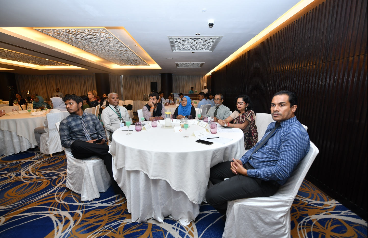 ކެރަލާގައި ހުރި މަތީ ތައުލީމުގެ ފުރުސަތުތައް ކިޔައިދިނުމަށް ބޭއްވި ރަސްމިއްޔާތުގެ ތެރެއިން-- ފޮޓޯ: ހުސައިން ވަހީދު/މިހާރު