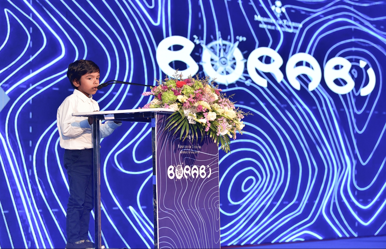 މާލެ: ޑިސެމްބަރު 17، 2019: ޓޫރިޒަމް މިނިސްޓްރީން ދަރުބާރުގޭގައި "ބުރަބި" ނަމުގައި ބޭއްވި ހާއްސަ ރަސްމިއްޔާތުގެ ތެރެއިން.-- ފޮޓޯ: ނިޝާން އަލީ /މިހާރު