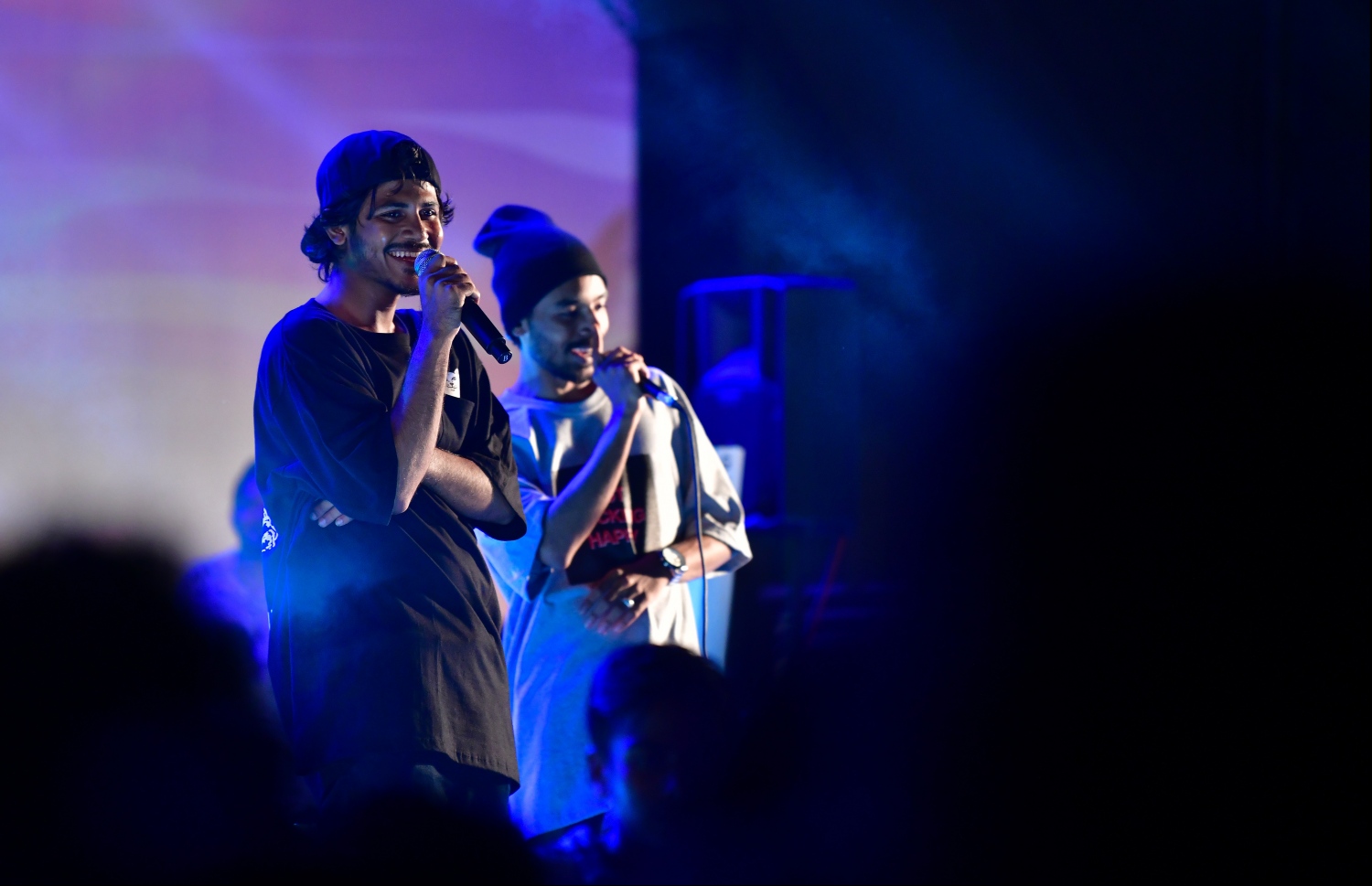 2020 ވަނަ އަހަރަށް މަރުހަބާ ކިޔުމަށް މާލޭގައި ބޭއްވި މިއުޒިކް ޝޯ ގެ ތެރެއިން: އަލިމަސް ކާނިވާ ސަރަހައްދުގައި ބޭއްވި މި ޝޯ އިންތިޒާމު ކުރީ ޓޫރިޒަމް މިނިސްޓްރީން.---ފޮޓޯ: ހުސައިން ވަހީދު/މިހާރު