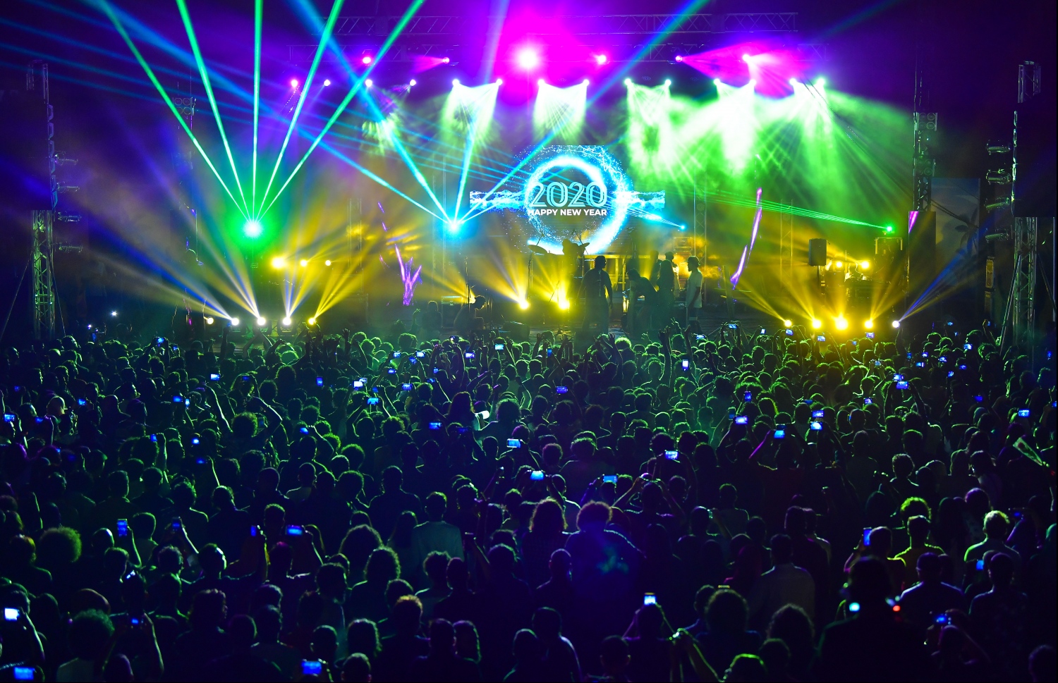 އާ އަހަރު ފެށުމުގެ މިއުޒިކް ޝޯ