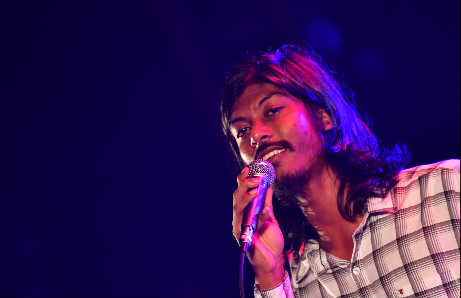 2020 ވަނަ އަހަރަށް މަރުހަބާ ކިޔުމަށް މާލޭގައި ބޭއްވި މިއުޒިކް ޝޯ ގެ ތެރެއިން: އަލިމަސް ކާނިވާ ސަރަހައްދުގައި ބޭއްވި މި ޝޯ އިންތިޒާމު ކުރީ ޓޫރިޒަމް މިނިސްޓްރީން.---ފޮޓޯ: ހުސައިން ވަހީދު/މިހާރު