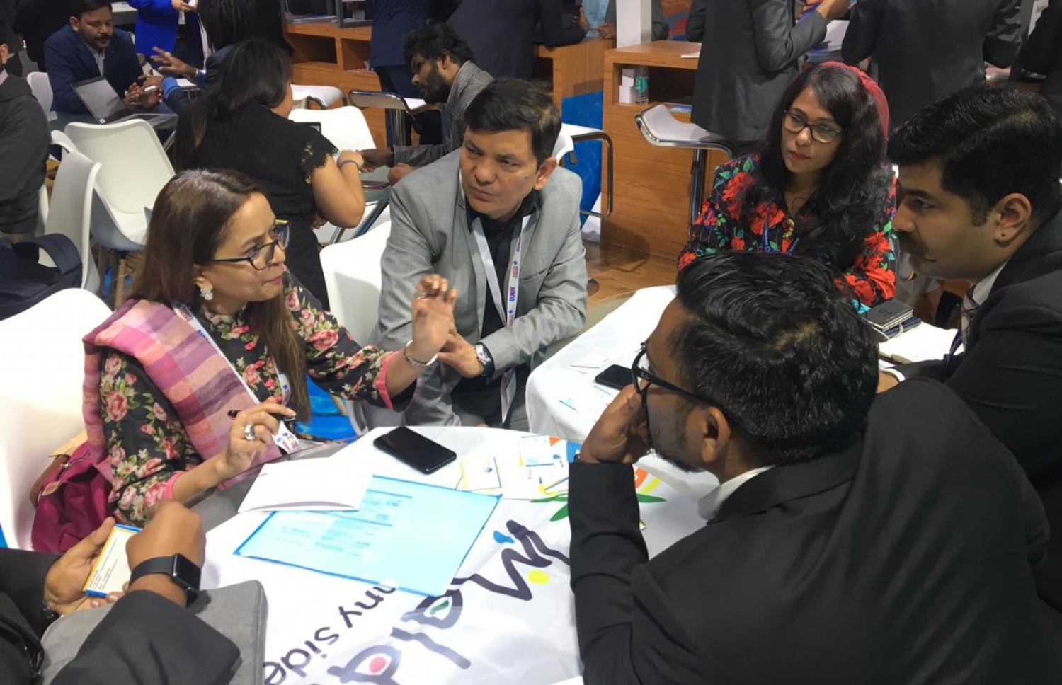 ސާޓޭ ފެއާގައި ރާއްޖެއާ ގުޅޭގޮތުން މައުލޫމާތު ދެނީ-- ފޮޓޯ: އެމްއެމްޕީއާރުސީ