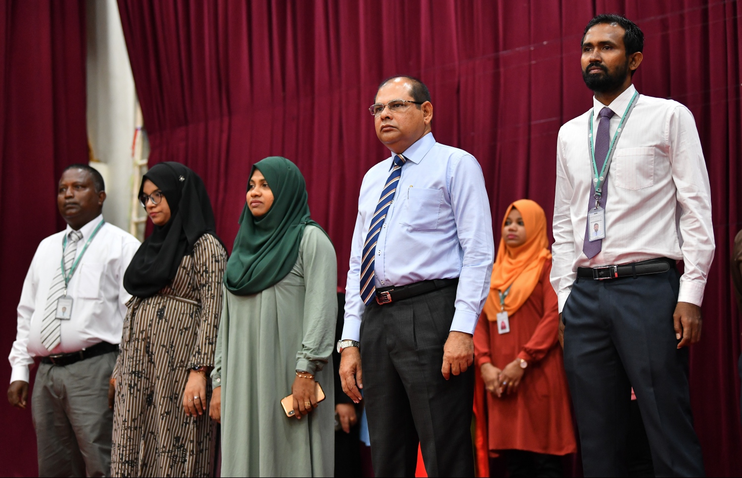 ކ.މާލެ: ޖެނުއަރީ 12، 2020: ދޮޅު މަސް ދުވަހުގެ ޗުއްޓީއަކަށް ފަހު ތައުލީމީ އާ އަހަރުގެ ކިޔެވުން ފެށުމާއެކު، އަހުމަދިއްޔާ އިންޓަނޭޝަނަލް ސްކޫލުގެ އިސްވެރިން ދަރިވަރުންނާއެކު އެސެމްބްލީގައި ބައިވެރިވަނީ.-- ފޮޓޯ: ނިޝާން އަލީ /މިހާރު