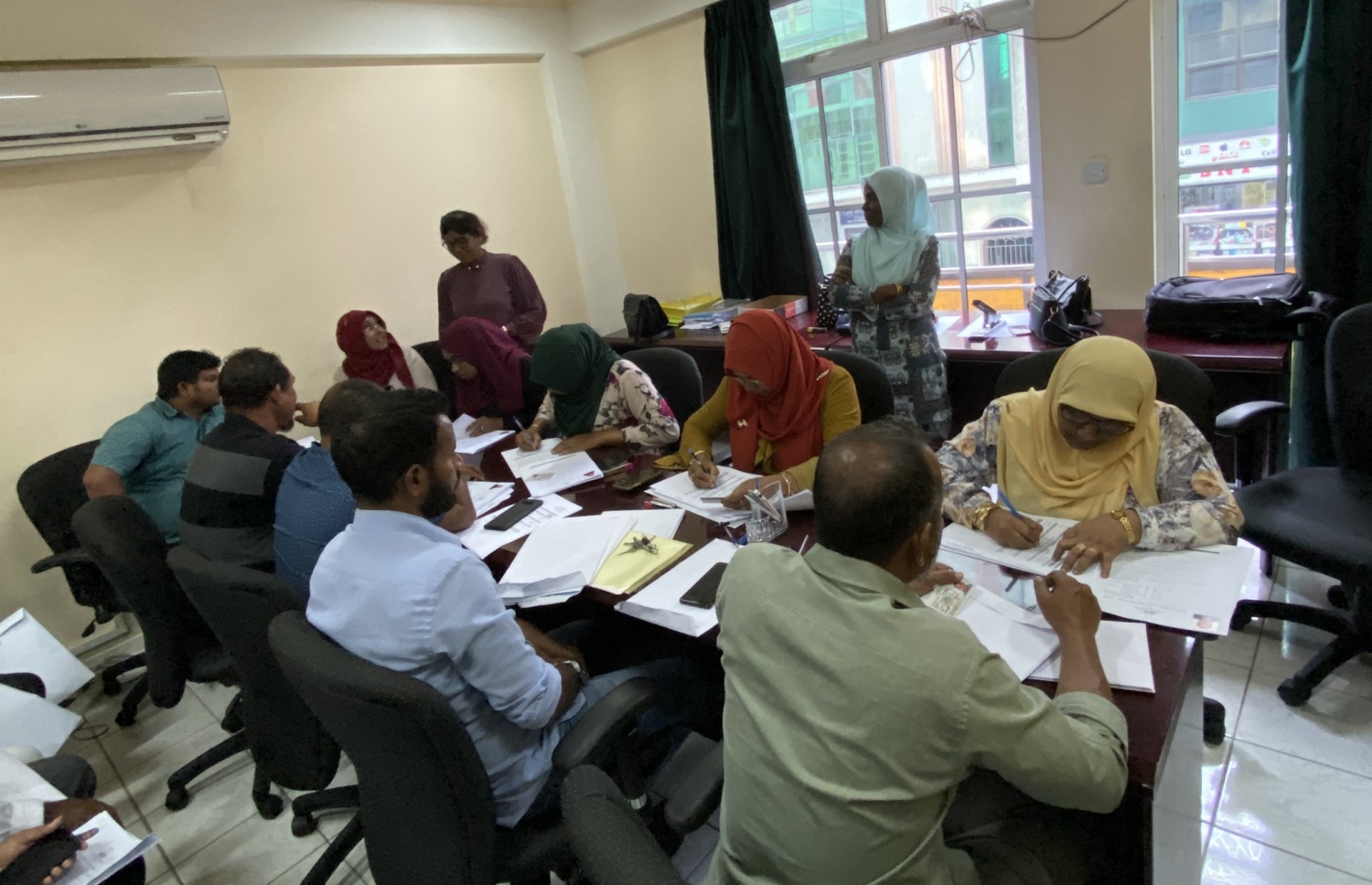 ލޯކަލް ކައުންސިލް އިންތިހާބު 2020 އަށް އެމްޑީޕީގެ ޓިކެޓް ދޭން ބާއްްވާ ޕްރައިމަރީއަށް ބަޔަކު ފޯމް ލަނީ.