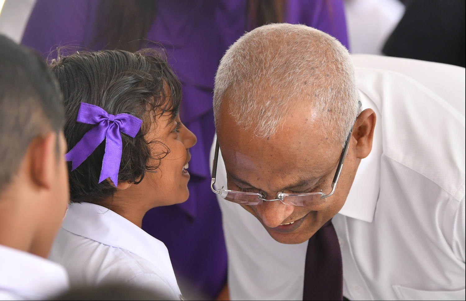 މާލެ: ޖެނުއަރީ 12، 2020: މިއަހަރު އަލަށް ކިޔަވައިދޭން ފެށި އިއްޒުއްދީން ސްކޫލު ހުޅުވުމަށް ބޭއްވި ރަސްމިއްޔާތުގައި ރައީސް އިބްރާހިމް މުހައްމަދު ސޯލިހު ބައިވެރިވެ ވަޑައިގަންނަވަނީ.-- ފޮޓޯ؛ ހުސެން ވަހީދު /މިހާރު