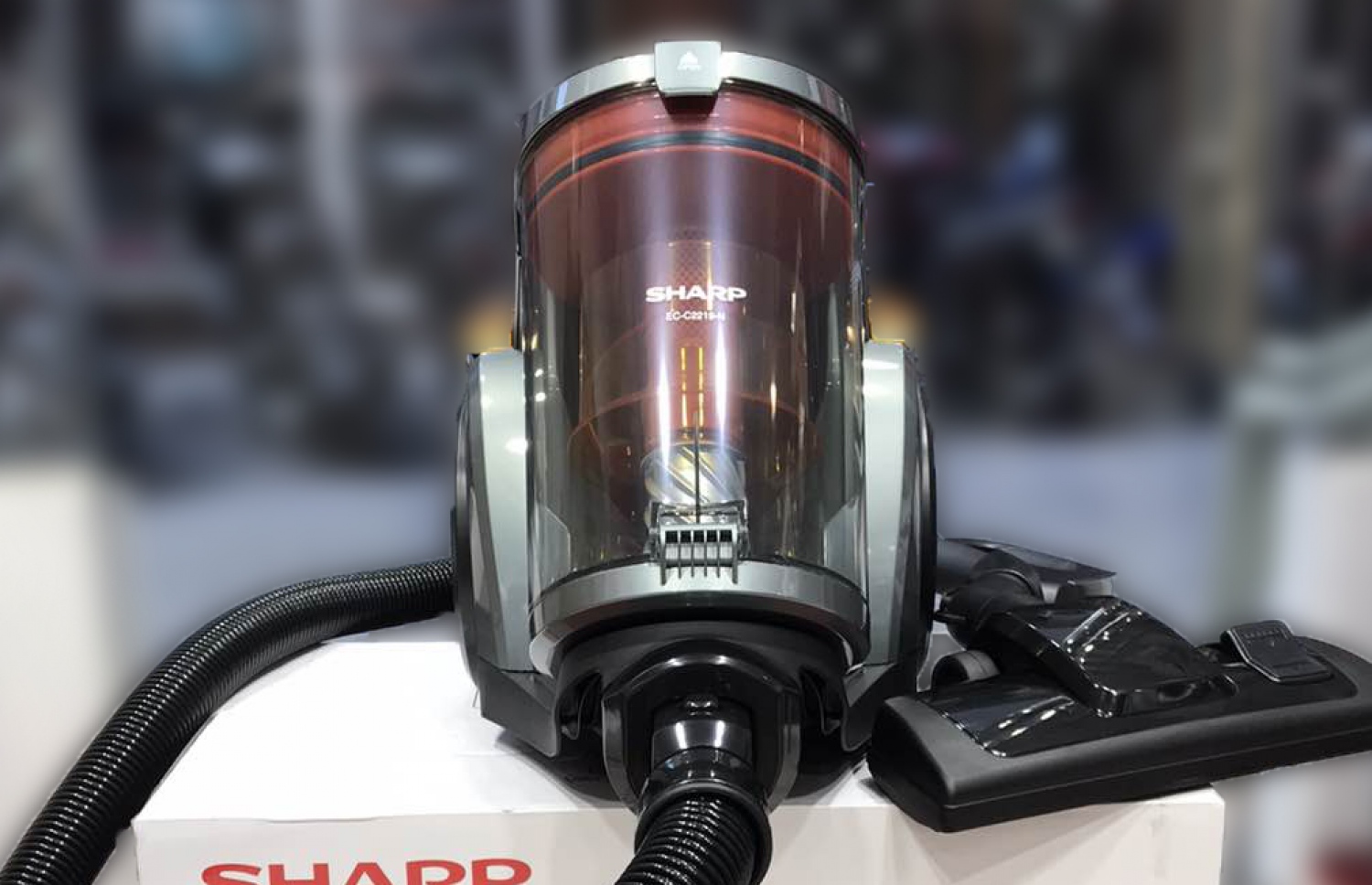 ޝާޕް ބްރޭންޑުގެ ވެކިއުމް ކްލީނާ-- ފޮޓޯ: ރެޑްވޭވް