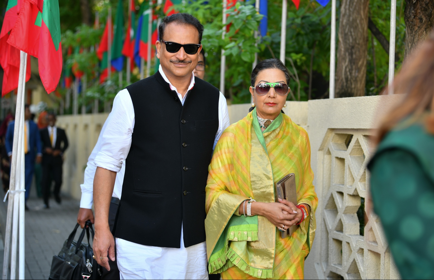 މާލެ: ފެބްރުއަރީ 3، 2020: ރައްޔިތުންގެ މަޖިލީހުގެ 2020 ވަނަ އަހަރުގެ ފުރަތަމަ ދައުރުގެ ފުރަތަމަ ޖަލްސާގައި ބައިވެރިވެ ވަޑައިގަތުމަށް ބައެއް ގައުމުގެ ތަކުގެ ސަފީރުން ވަޑައިގަންނަވަނީ.-- ފޮޓޯ: ނިޝާން އަލީ /މިހާރު