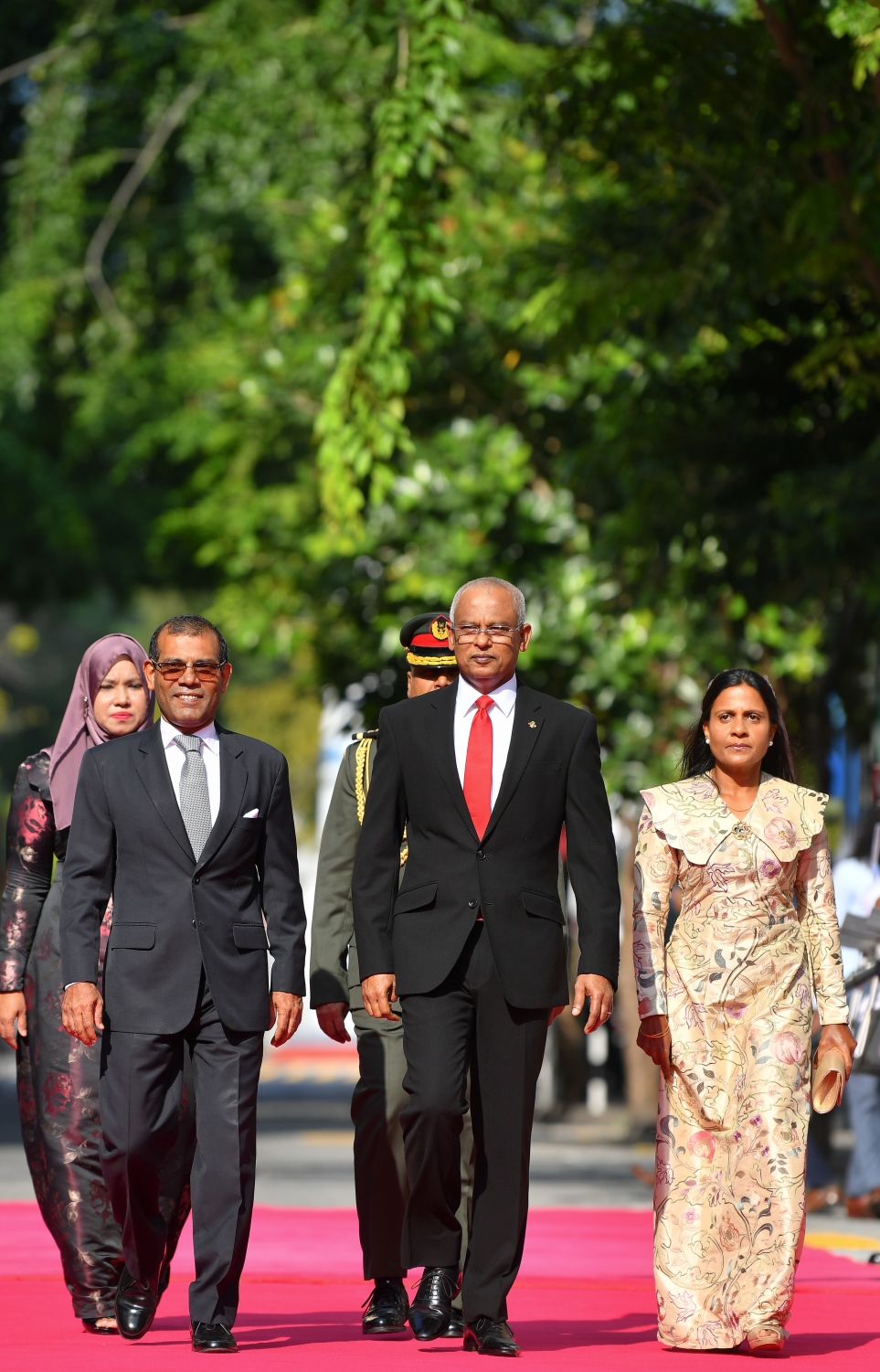 މާލެ: ފެބްރުއަރީ 3، 2020: ރައްޔިތުންގެ މަޖިލީހުގެ 2020 ވަނަ އަހަރުގެ ފުރަތަމަ ދައުރުގެ ފުރަތަމަ ޖަލްސާގައި ރިޔާސީ ބަޔާން އިއްވުމަށްޓަކައި ރަސްމީ އިއްޒަތުގަައި ރައީސް އިބްރާހިމް މުހައްމަދު ސޯލިހު ވަޑައިގަންނަވަނީ.-- ފޮޓޯ: ނިޝާން އަލީ /މިހާރު