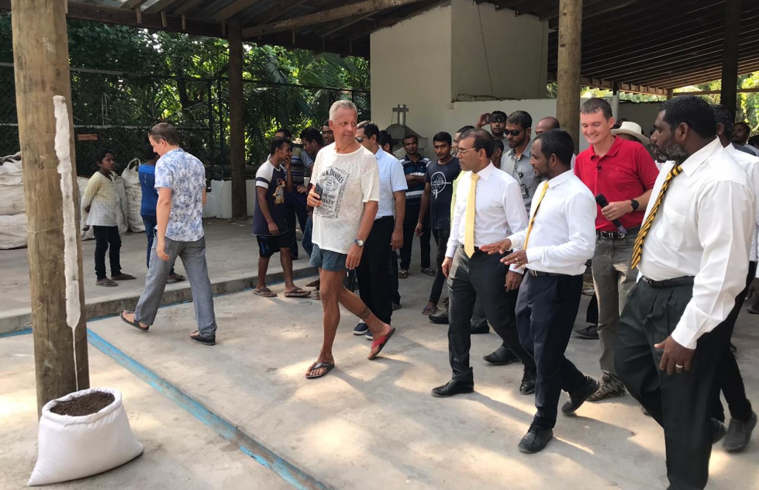 ސެންޓްރޯގެ މަސައްކަތްތައް ނަޝީދާއި މެހެމާނުން ބައްލަވާ ލައްވަނީ: މިއީ ރާއްޖޭގެ ރަށެއްގައި ހުޅުވި މިފަދަ ފުރަތަމަ ތަން