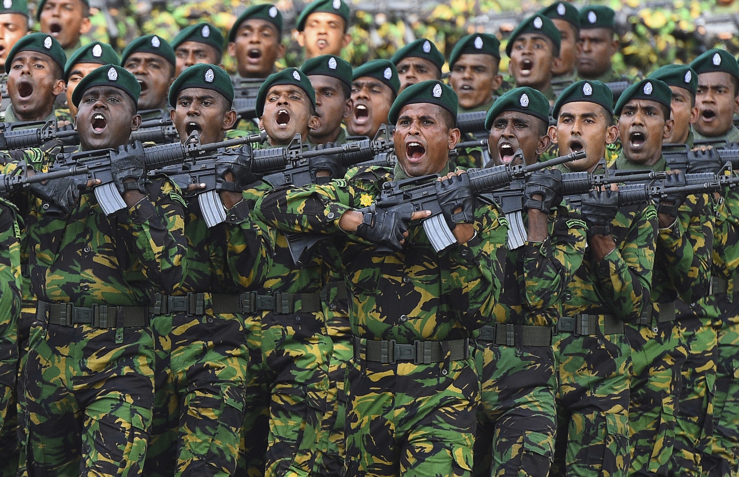 ކޮލަމްބޯ: ފެބްރުއަރީ 4، 2020: ސްރީ ލަންކާގެ 72 ވަނަ މިނިވަން ދުވަހުގެ ރަސްމިއްޔާތުގައި ސިފައިން މާޗް ކުރަނީ. --ފޮޓޯ:އޭއެފްޕީ