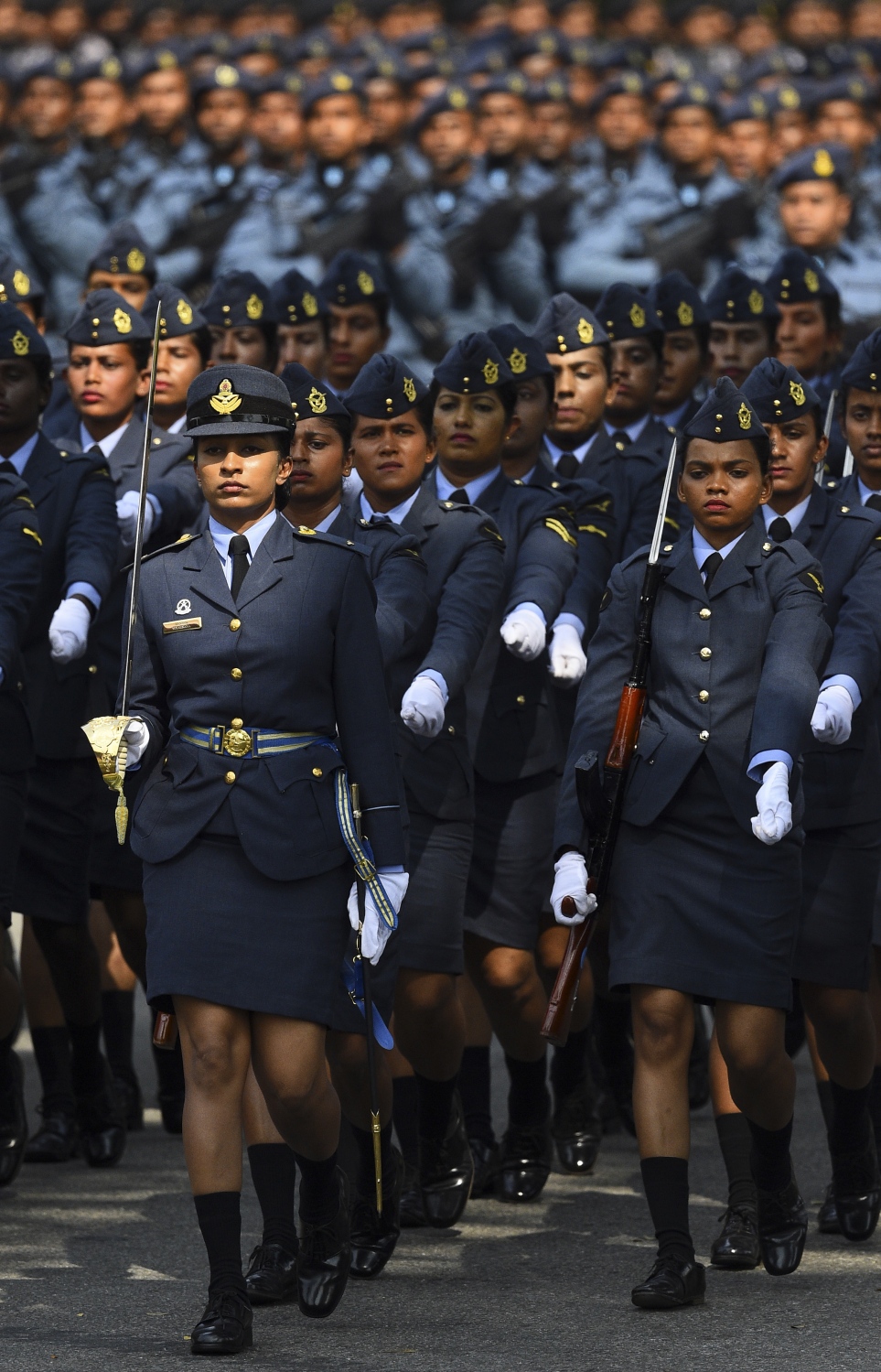 ކޮލަމްބޯ: ފެބްރުއަރީ 4، 2020: ސްރީ ލަންކާގެ 72 ވަނަ މިނިވަން ދުވަހުގެ ރަސްމިއްޔާތުގައި ސިފައިން މާޗް ކުރަނީ. --ފޮޓޯ:އޭއެފްޕީ