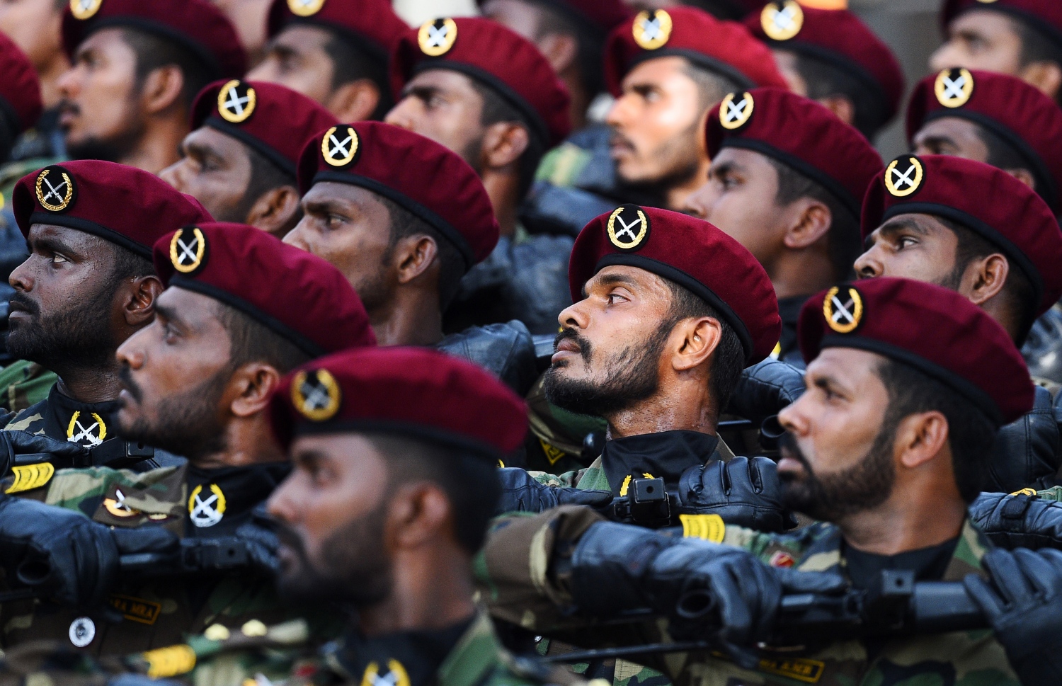 ކޮލަމްބޯ: ފެބްރުއަރީ 4، 2020: ސްރީ ލަންކާގެ 72 ވަނަ މިނިވަން ދުވަހުގެ ރަސްމިއްޔާތުގައި ސިފައިން މާޗް ކުރަނީ. --ފޮޓޯ:އޭއެފްޕީ