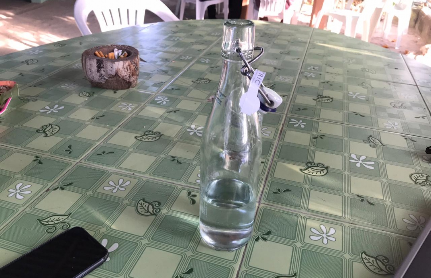 މާޅޮހުގައި އުފައްދާ ފެން ފުޅިއެއް: އެރަށުގެ ގޭބިސީތަކާއި ހޮޓާތަކުގައި ބޭނުންކުރަނީ މި ފެން - ފޮޓޯ: މިހާރު