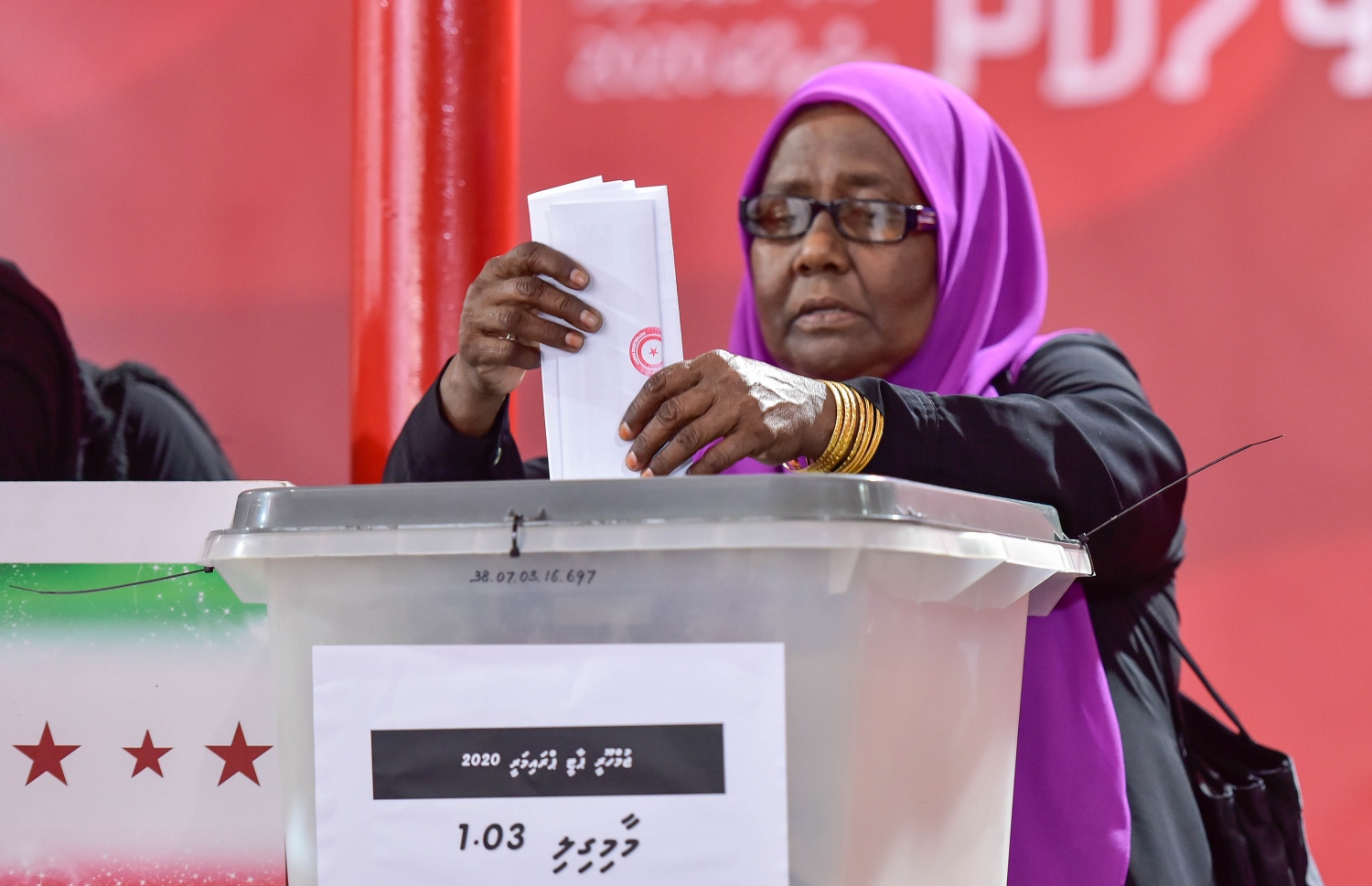 މީހަކު ވޯޓު ލަނީ: ރިޔާސީ އިންތިހާބުގެ އަހަރު، ވައުދުތަކުގެ އަޑު އިވޭނެ -- ފައިލް ފޮޓޯ: މިހާރު