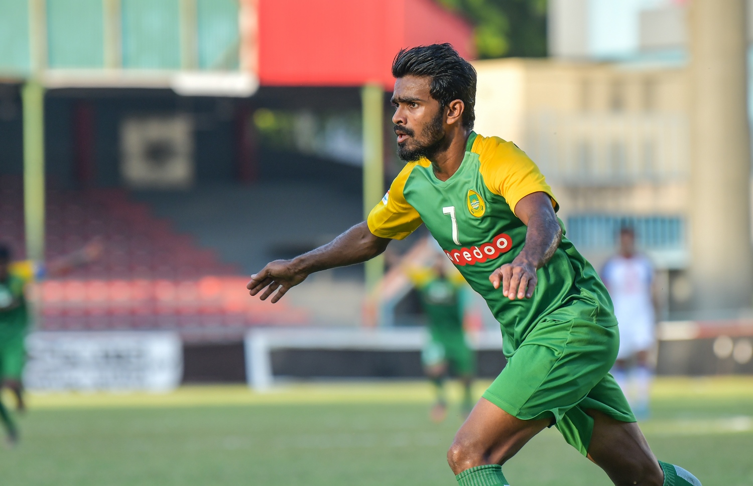 މާލެ- ފެބުރުއަރީ 19، 2020: އޭއެފްސީ ކަޕުގެ ޕްލޭއޮފް ބުރުގެ ފުރަތަމަ ލެގުގައި މިއަދު މާލޭގައި މާޒިޔާ އާއި އިންޑިއާގެ ބެންގަލޫރު ބައްދަލުކުރި މެޗުގައި ލަނޑު ޖެހުމަށްފަހު ފޭދޫ އިއްބެ އުފާފާޅުކުރަނީ --. ފޮޓޯ:ނިޝާން އަލީ/މިހާރު