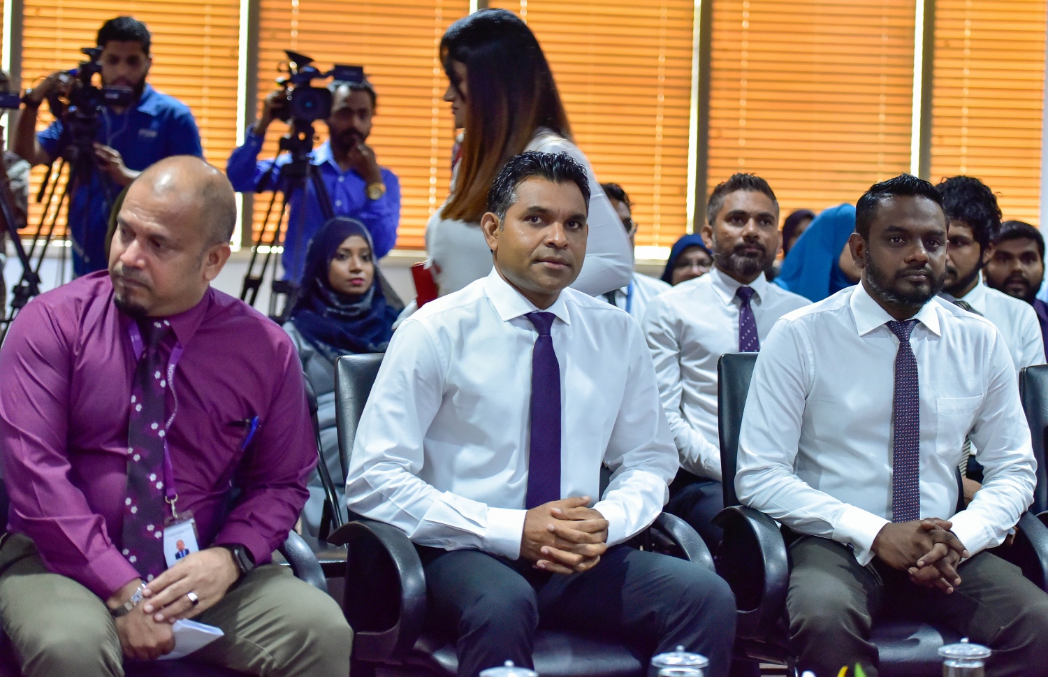 މިއަދުގެ ރަސްމިއްޔާތުގައި ނައިބު ރައީސް ފައިސަލާއި އެކި މުއައްސަސާތަކުގެ ބައެއް ބޭފުޅުން.---ފޮޓޯ: އަހުމަދު އަވްޝަން/މިހާރު