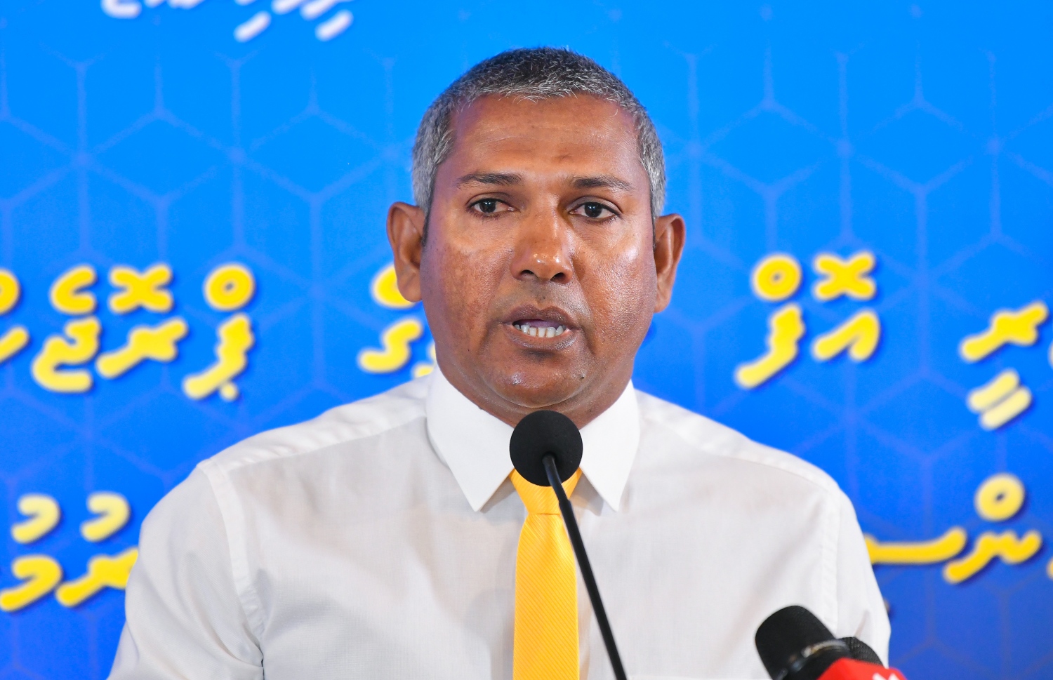 މާލެ- މާޗް 1، 2020- ހެލްތު މިނިސްޓްރީން 20 ރަށެއްގެ ސިއްހީ މަރުކަޒުތަކާ ގުޅޭ މަޝްރޫއުތަކަށް ކައުންސިލްތަކާ ހަވާލުކުރުމަށް މިއަދު ބޭއްވި ރަސްމިއްޔާތުގެ ތެރެއިން.---ފޮޓޯ: ހެލްތު މިނިސްޓްރީ