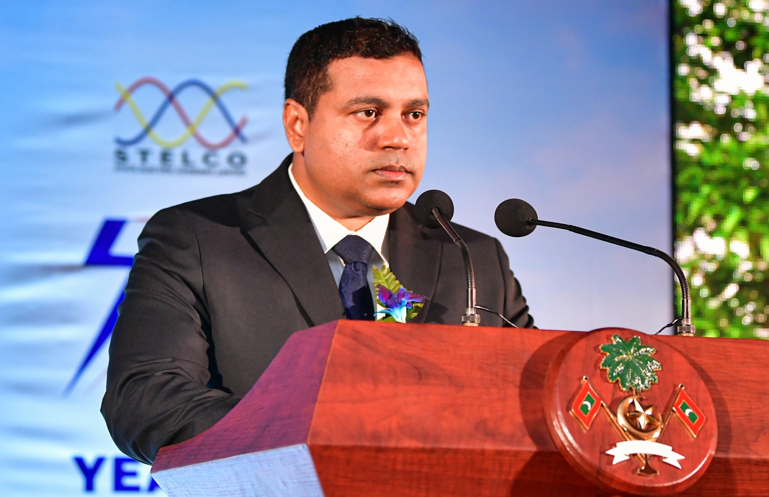 މާލެ: މާޗް 3، 2020- ސްޓެލްކޯ އިން ކަރަންޓުގެ ހިދުމަތަށް ދޭން ފެށިތާ 70 އަހަރު ފުރުން ފާހަގަ ކުރުމަށް ދަރުބާރުގޭގައި ބޭއްވި ޚާއްސަ ޖަލްސާގައި، އެ ކުންފުނީގެ މެނޭޖިން ޑިރެކްޓަރު ހަސަން މުޣްނީ ވާހަކަ ދައްކަވަނީ.---ފޮޓޯ: އަހުމަދު އަވްޝަން އިލްޔާސް/މިހާރު