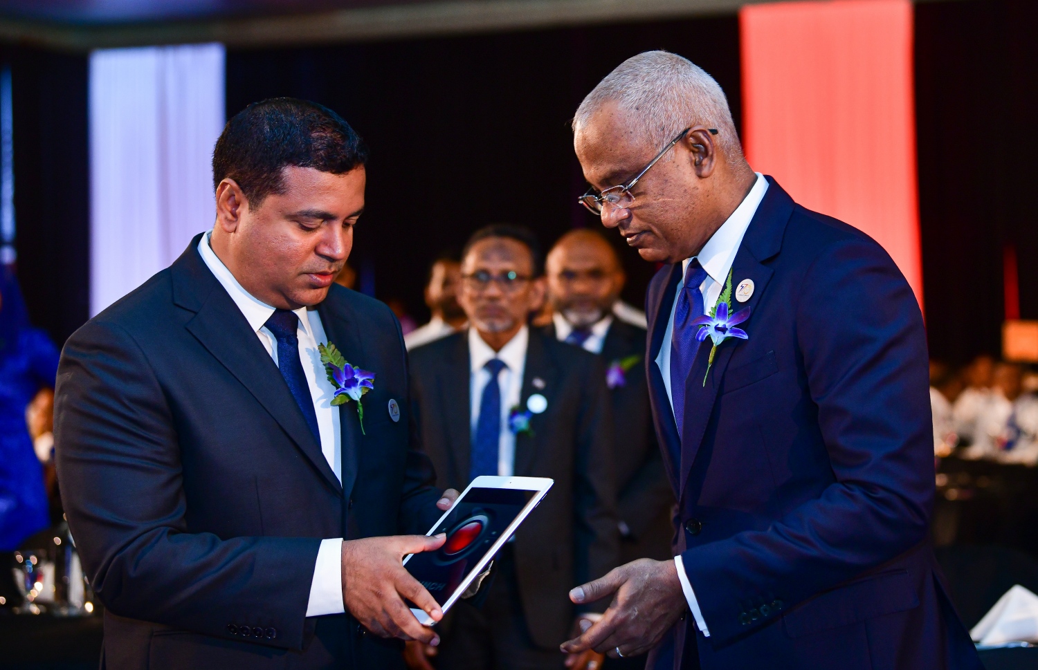 މާލެ: މާޗް 3، 2020- ސްޓެލްކޯ އިން ކަރަންޓުގެ ހިދުމަތަށް ދޭން ފެށިތާ 70 އަހަރު ފުރުން ފާހަގަ ކުރުމަށް ދަރުބާރުގޭގައި ބޭއްވި ޚާއްސަ ޖަލްސާގެ ތެރެއިން.---ފޮޓޯ: އަހުމަދު އަވްޝަން އިލްޔާސް/މިހާރު