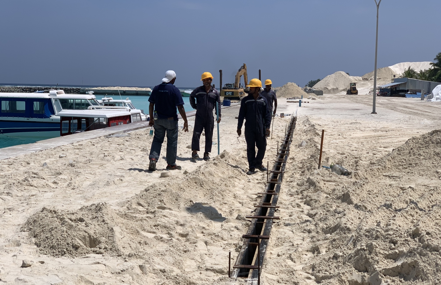 ކެލާގެ ބަނދަރުގެ ދެވަނަ ފިޔަވަހީގެ މަސައްކަތް ކުރިއަށްދަނީ-- ފޮޓޯ: މިހާރު