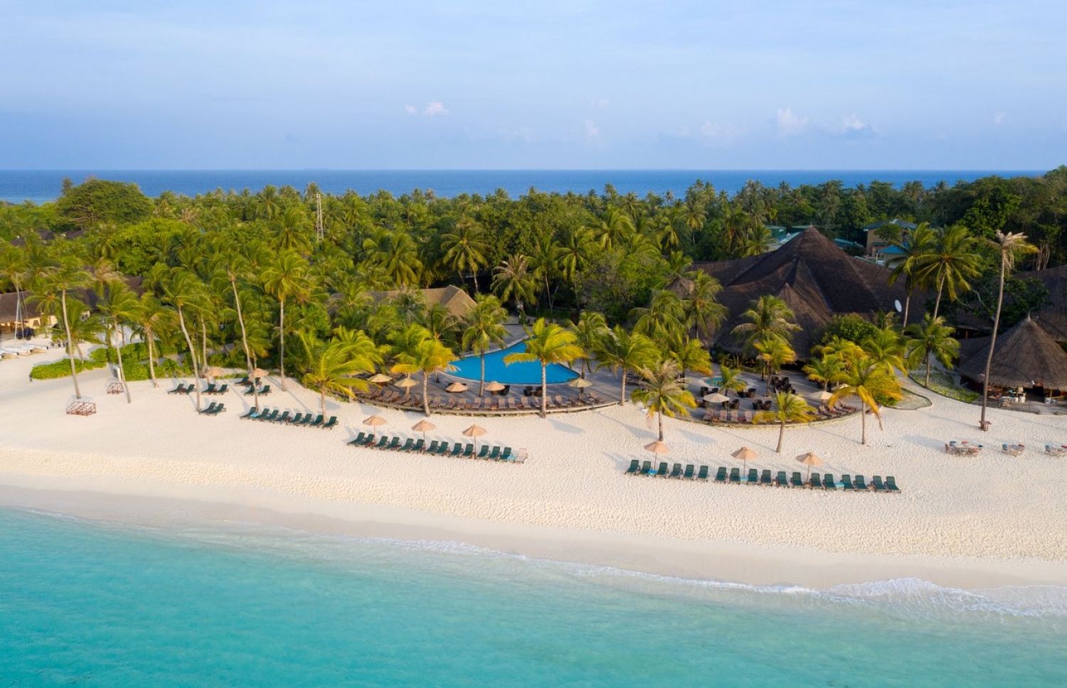 ކުރެއްދޫ އައިލެންޑު ރިސޯޓު: ރާއްޖެ އިން އެންމެ ފުރަތަމަ ކޮވިޑް-19 އަށް ޕޮޒިޓިވްވީ މި ރިސޯޓުގެ ދެ މީހުން.