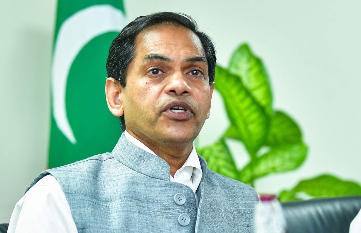 އިންޑިއާ އިން ރާއްޖެއަށް ކަނޑައަޅާފައި ހުންނަވާ ސަފީރު ސަންޖޭ ސުދީރު، މިއަދު ބޭއްވި ރަސްމިއްޔާތުގައި ވާހަކަދައްކަވަނީ -- ފޮޓޯ؛ އަހުމަދު އަވްޝަން އިލްޔާސް/ މިހާރު