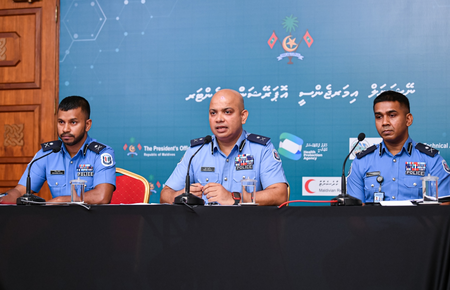 ފުލުހުން މިއަދު ބޭއްވި ނޫސްވެރިންގެ ބައްދަލުވުން -- މިހާރު ފޮޓޯ/އަހުމަދު އަވްޝަން