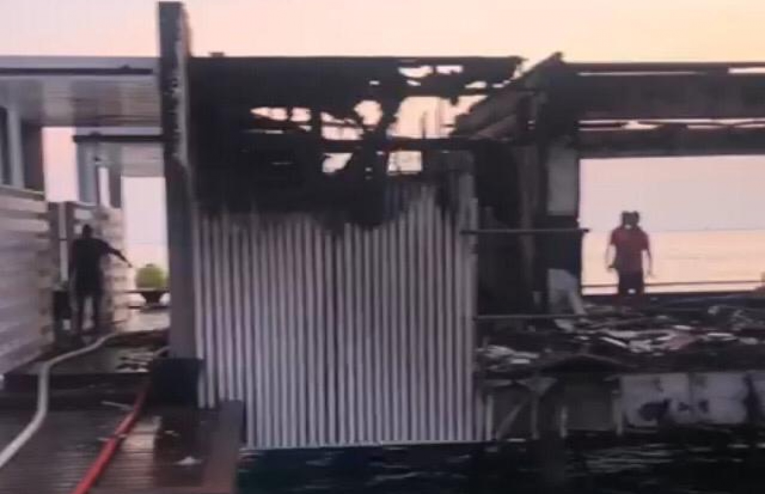 ރަންދެލީގެ ވިލާއެއްގައި ރޯވެ އަނދާ ހުލިވެފައި--