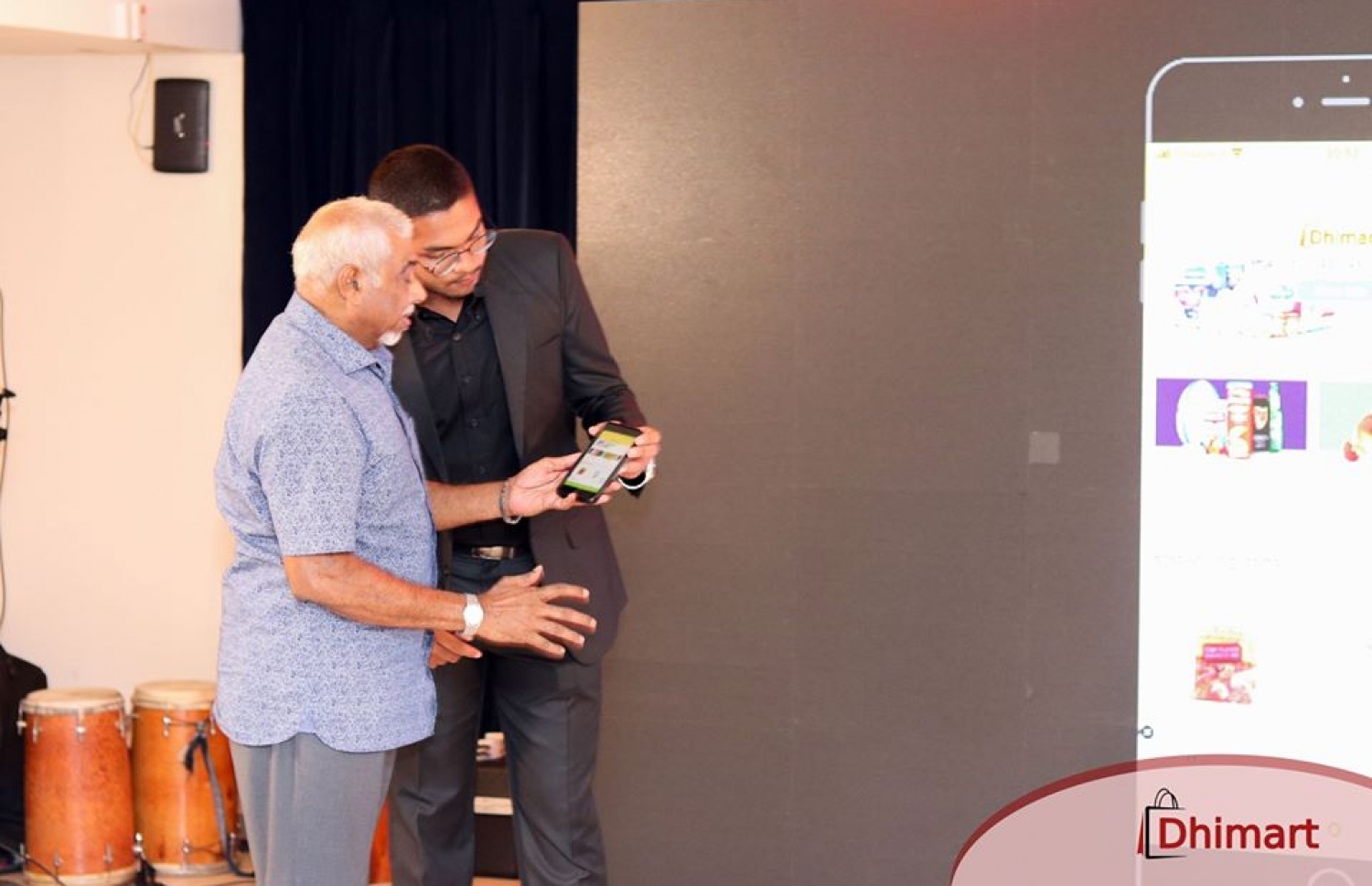 ދިމާޓް ލޯންޗު ކުރުމުގެ ރަސްމިއްޔާތުގެ ތެރެއިން-- ފޮޓޯ:ދިމާޓް