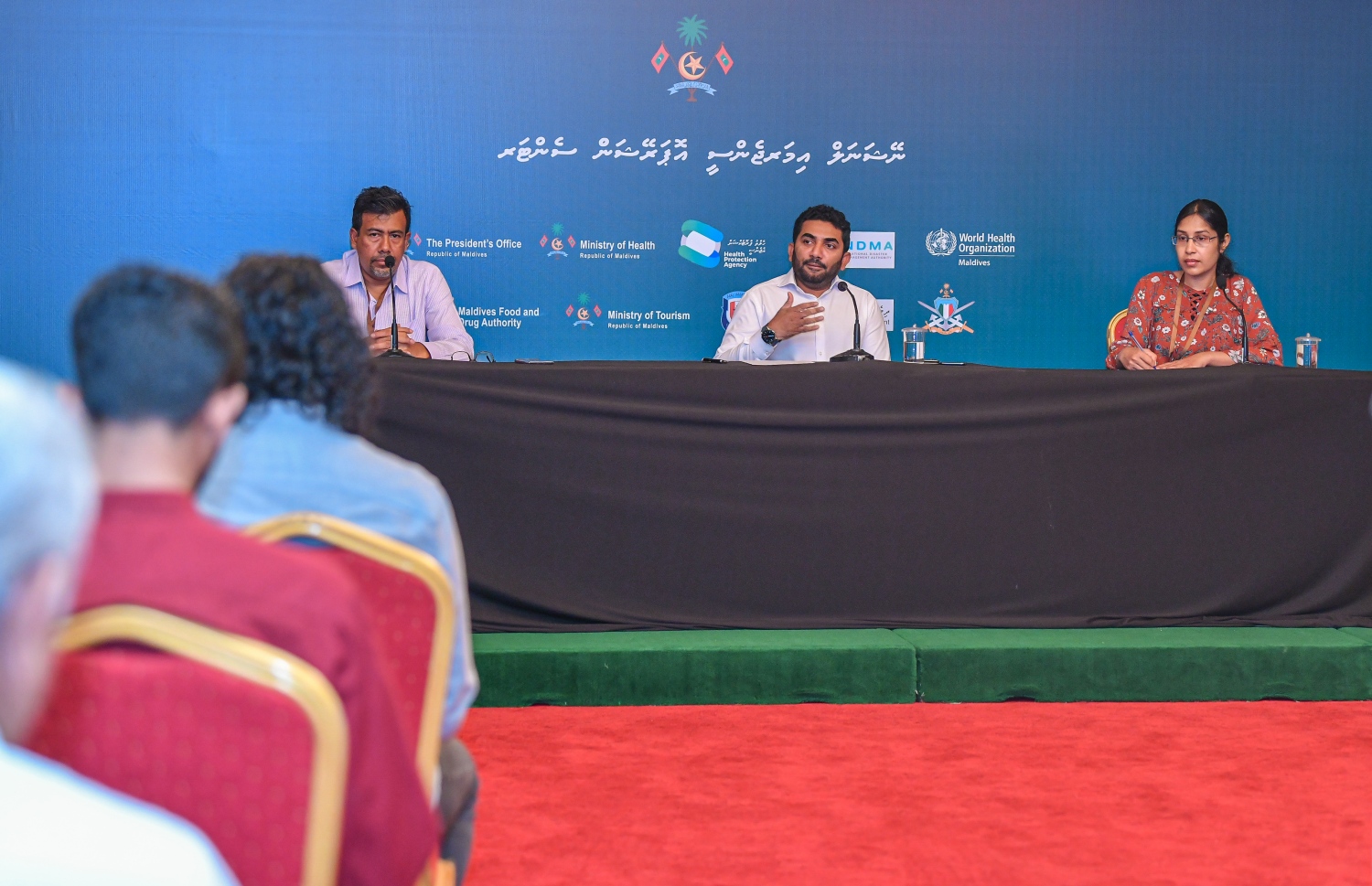 މިއަދު ހަވީރު ބޭއްވި މީޑިއާ ބްރީފިންގައި ހެލްތު މިނިސްޓަރު އަމީން (މ) ވާހަކަ ދައްކަވަނީ.---ފޮޓޯ: އަހުމަދު އަވްޝަން/މިހާރު